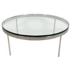Nicos Zographos Couchtisch aus poliertem Steele mit Glasplatte