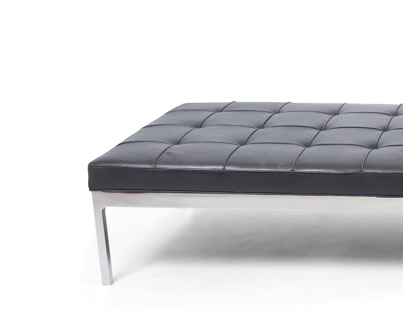 Nicos Zographos Daybed, Leather and Steel In Good Condition For Sale In Chicago, IL