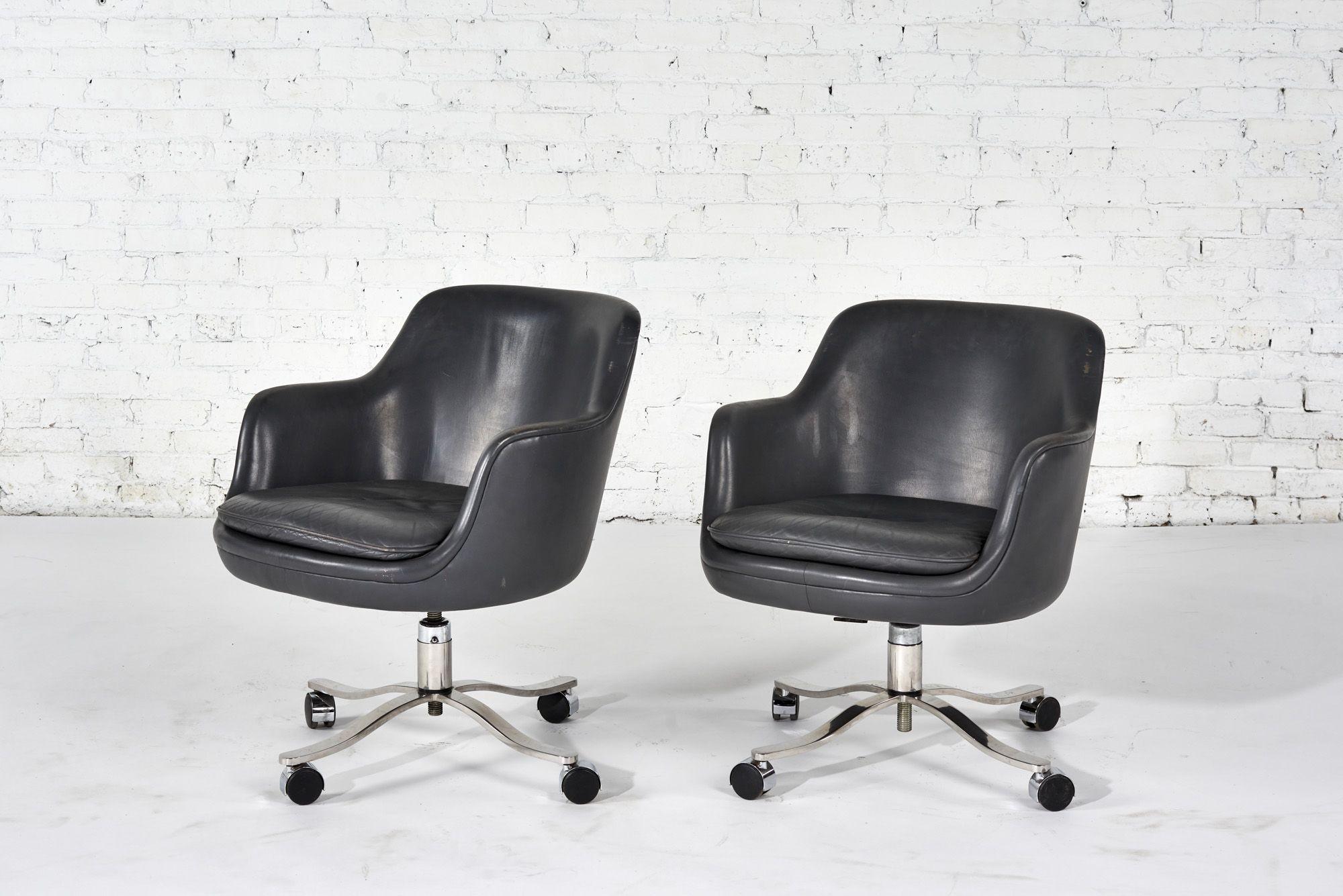 Post-Modern Nicos Zographos Gray Leather Office/Desk Chairs, 1980 For Sale