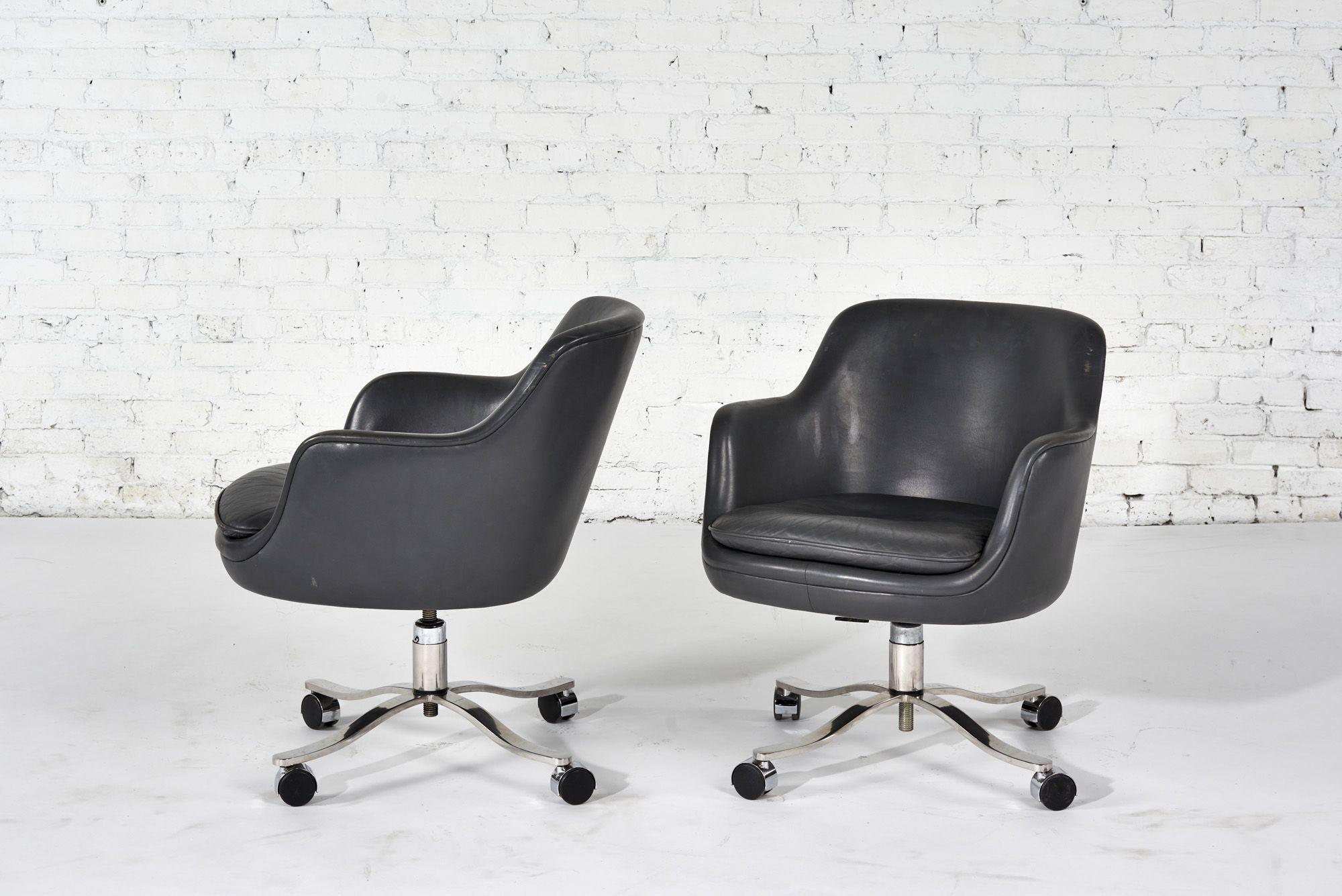 Late 20th Century Nicos Zographos Gray Leather Office/Desk Chairs, 1980 For Sale