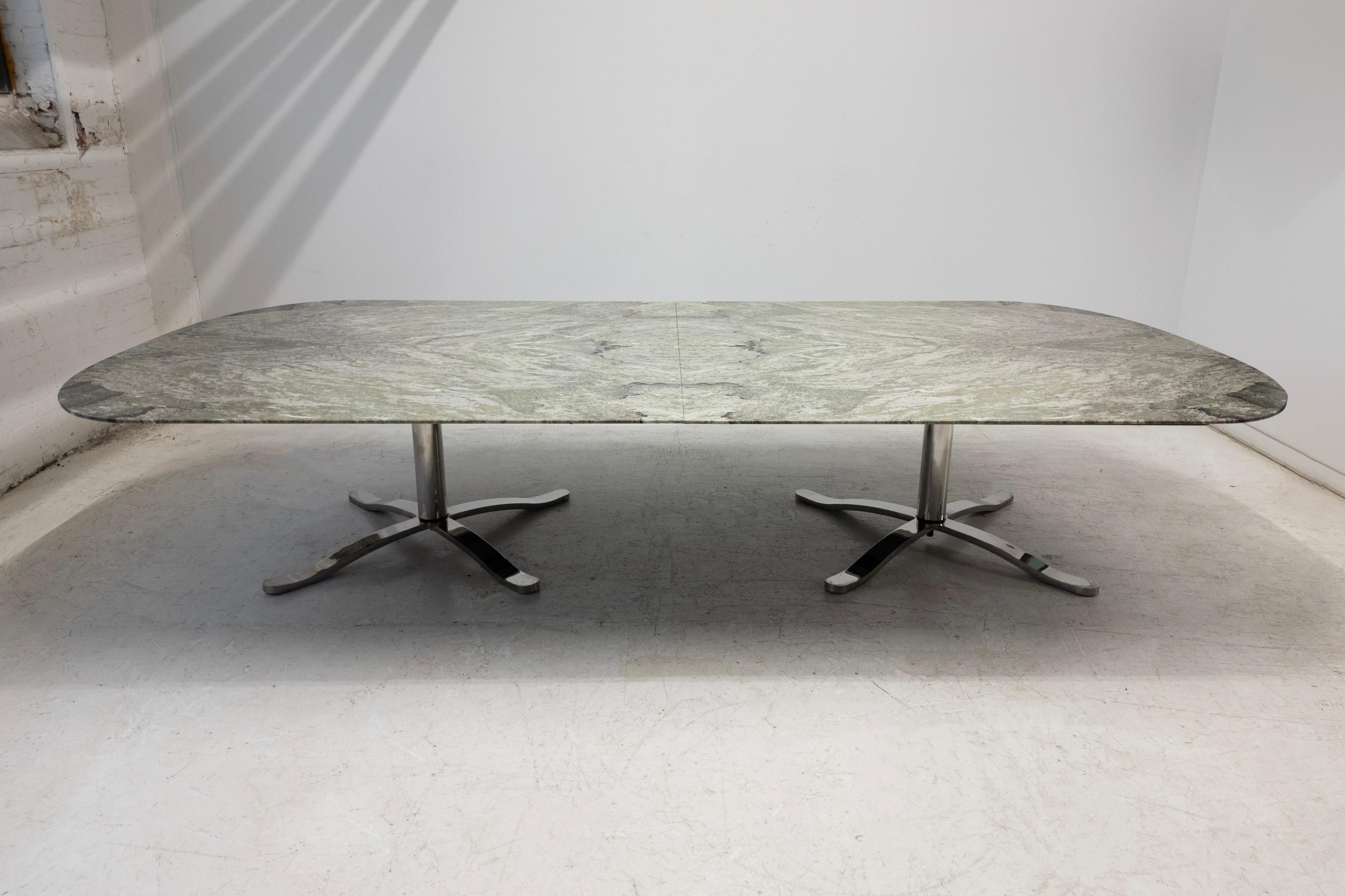 Moderne Table monumentale Nicos Zographos en vente