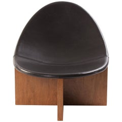 Nido Black in Walnut Lounge Chair by Estudio Persona