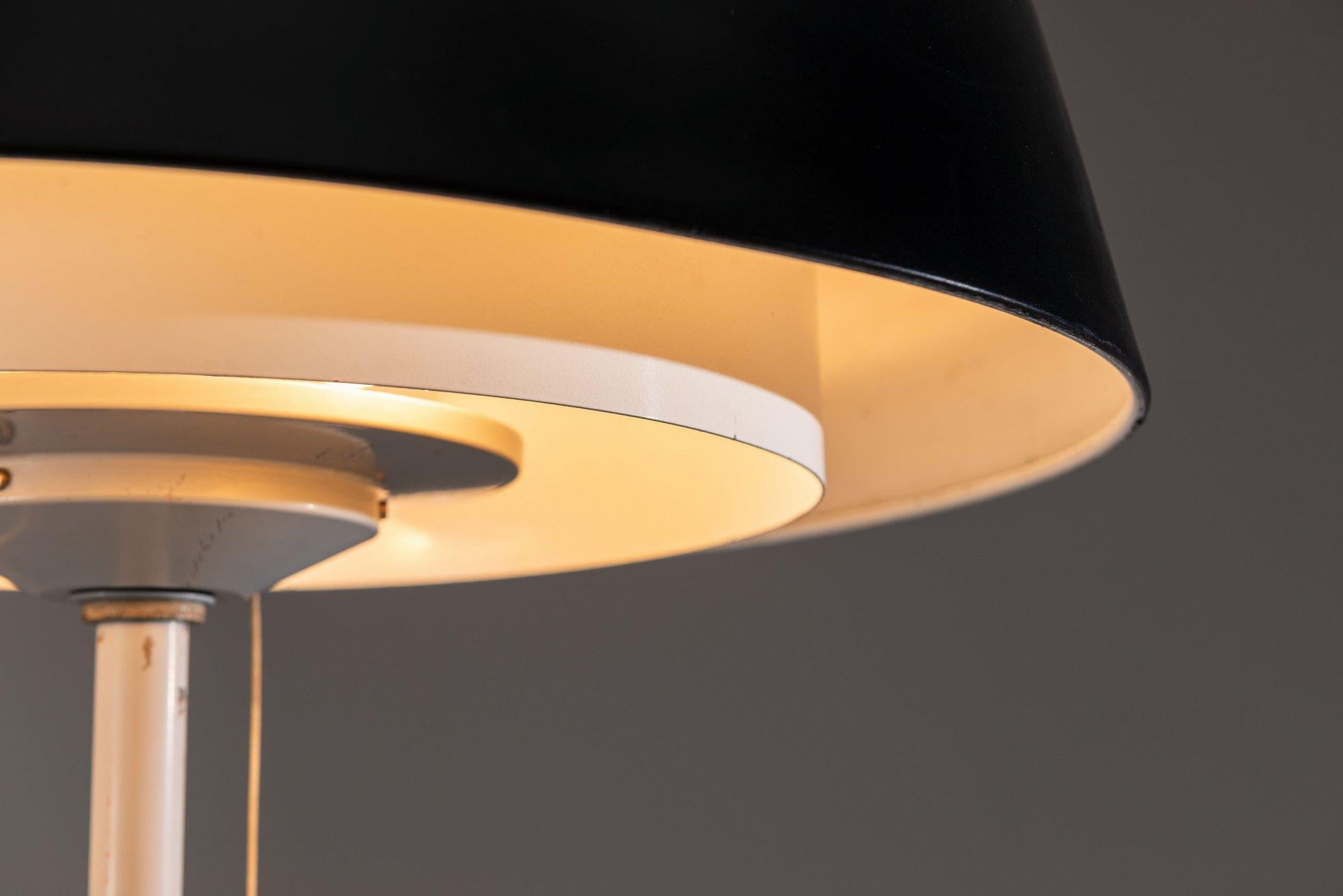 Niek Hiemstra 'ST-7128' Stehleuchte Evolux Die Niederlande 1950 (Metall) im Angebot