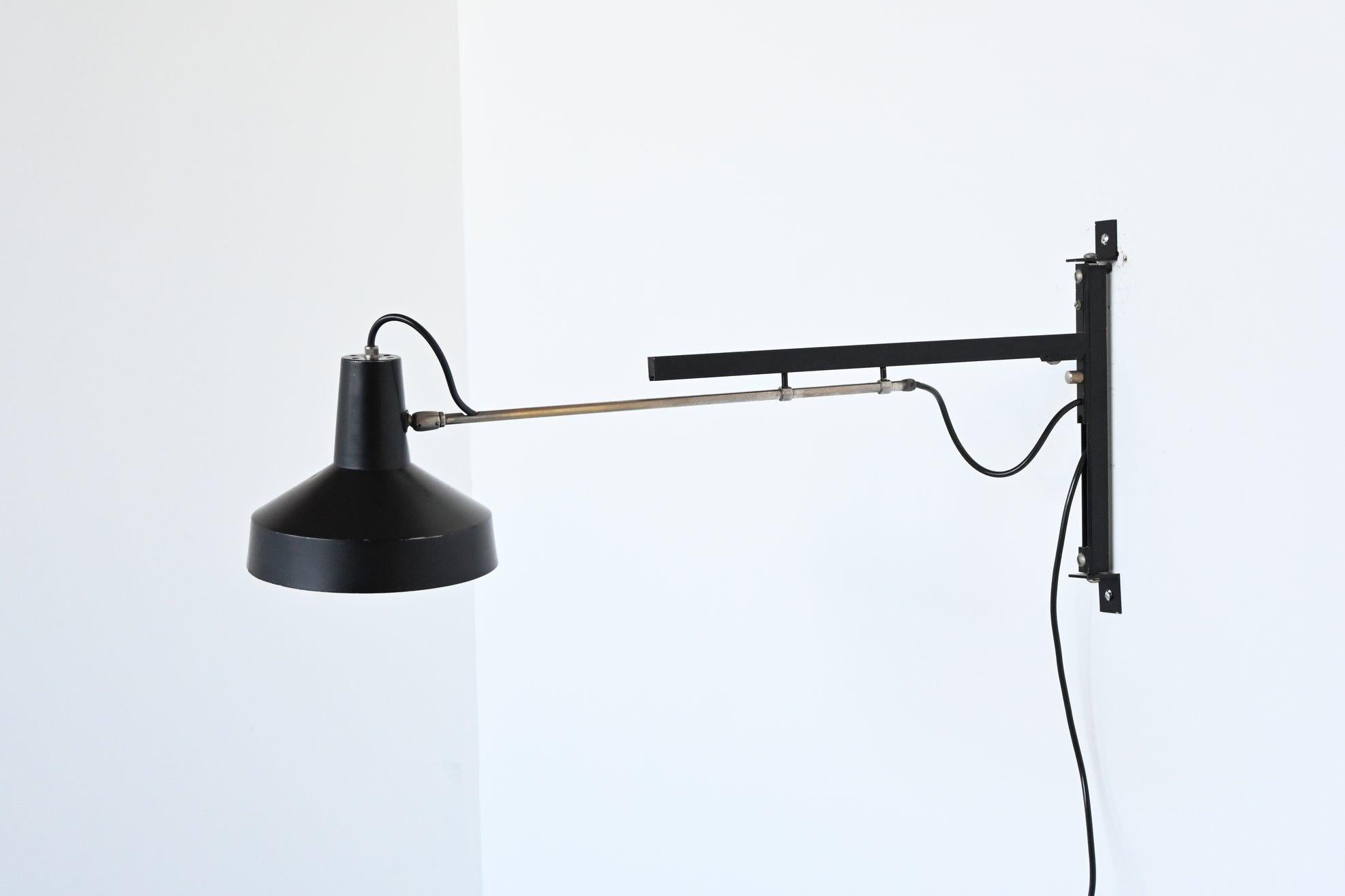 Mid-20th Century Niek Hiemstra Telescope Wall Lamp Hiemstra Evolux, the Netherlands, 1960