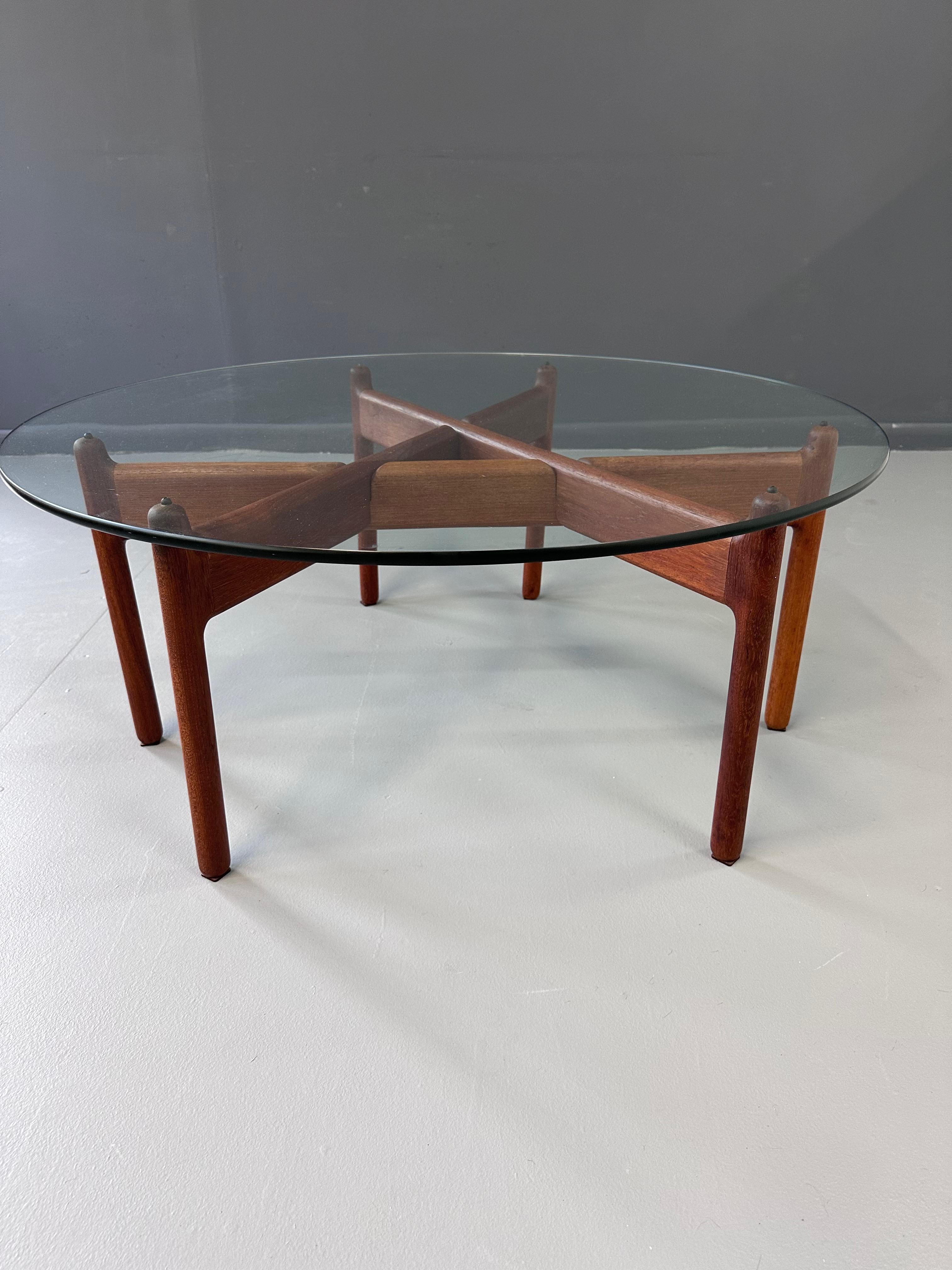 20ième siècle Table basse/table basse Niels Bach en teck, Danemark, 1960, milieu du siècle en vente