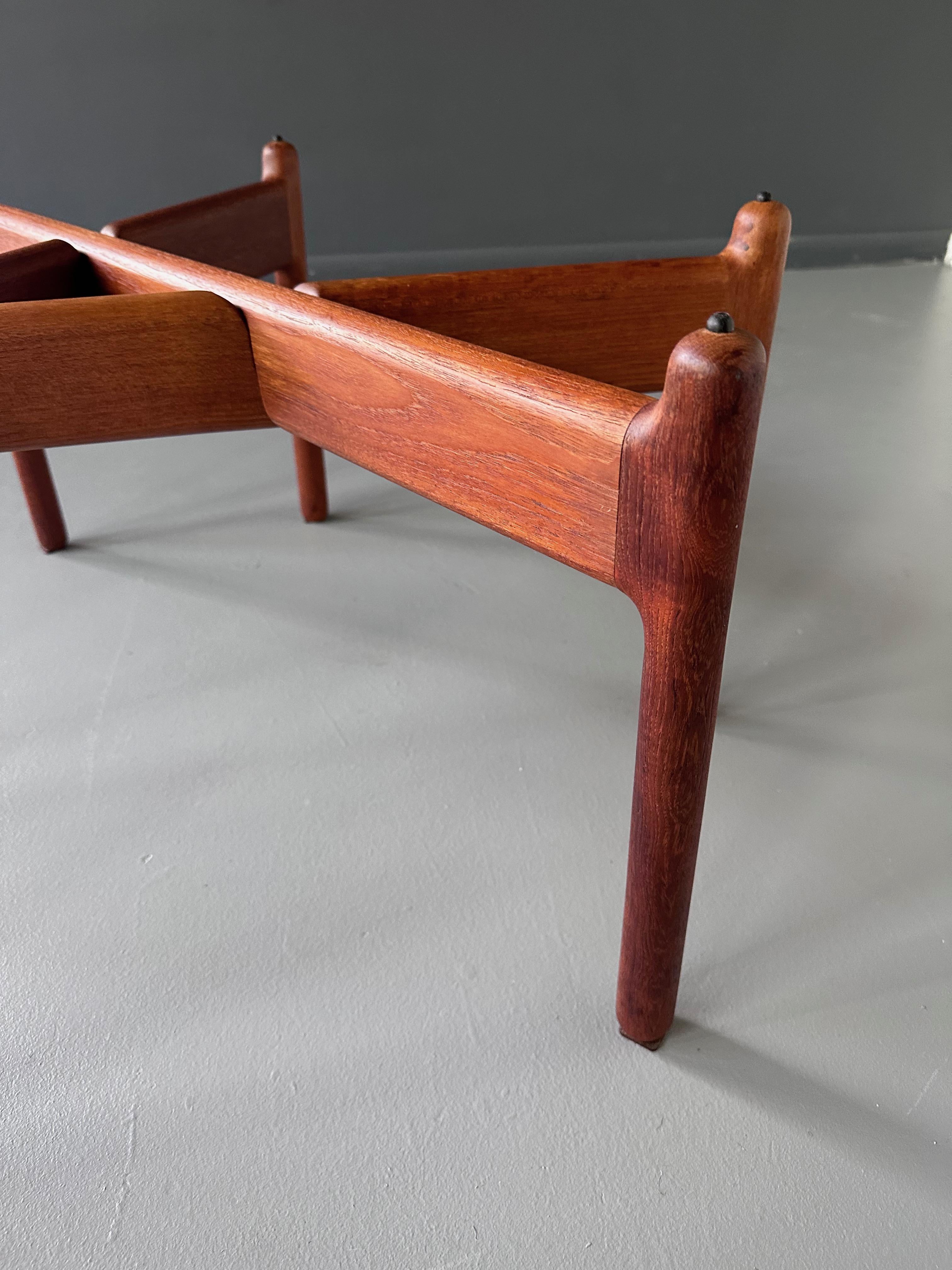 Niels Bach Coffee/Cocktail Table in Teak Denmark 1960 Midcentury For Sale 2