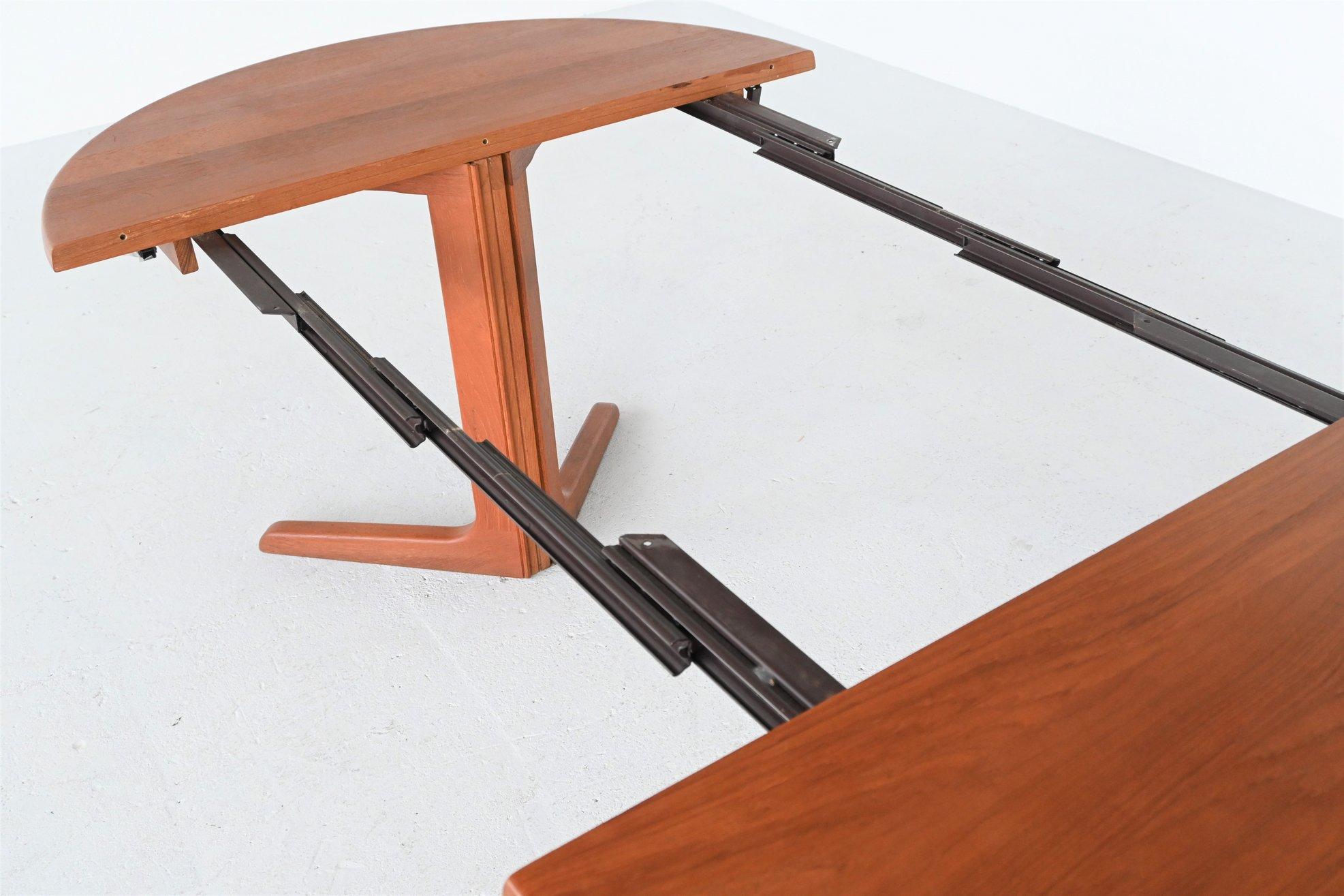 Niels Bach Extendable Teak Dining Table Randers Møbelfabrik, Denmark, 1960 5