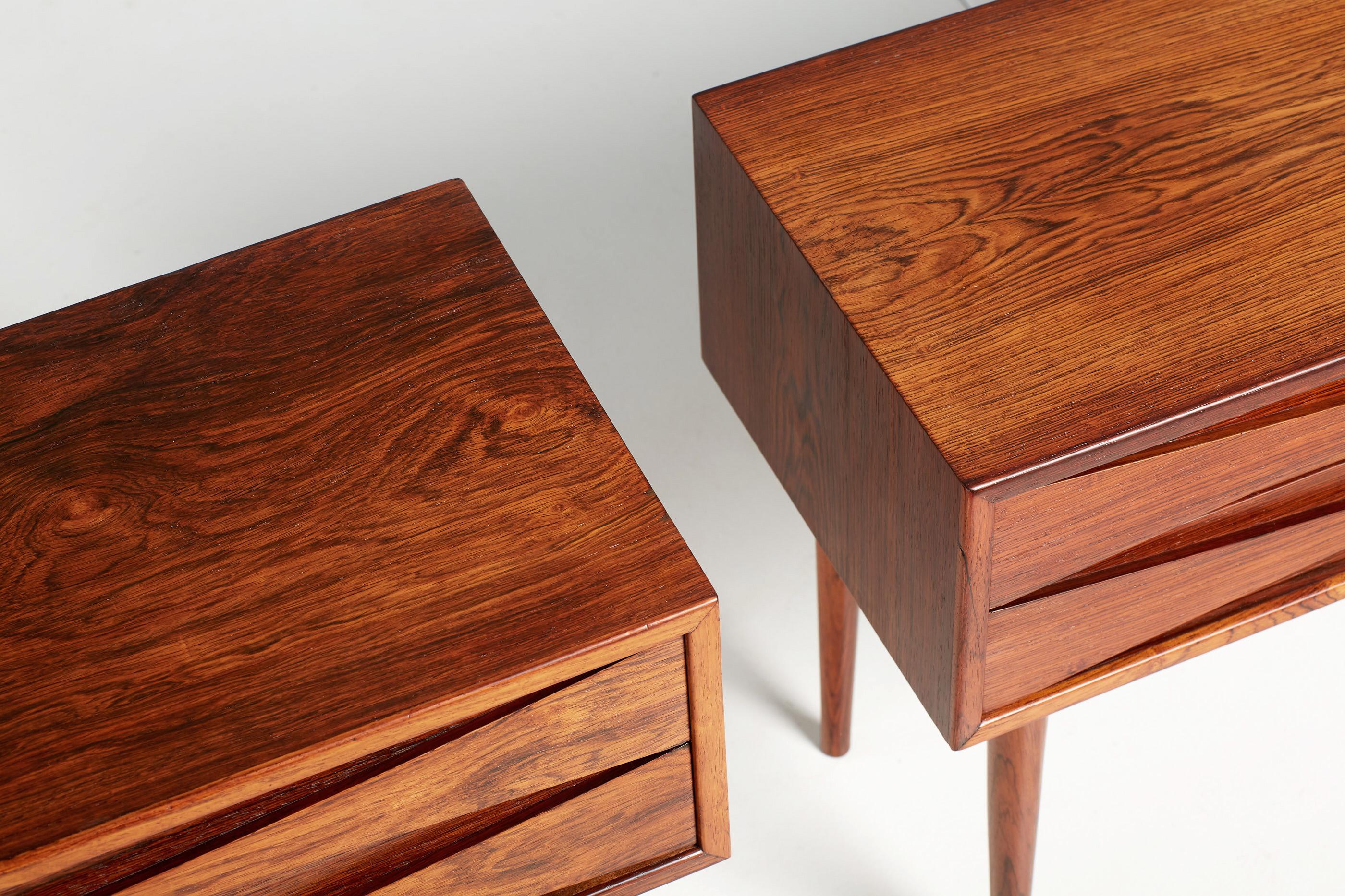 Scandinavian Modern Niels Clausen Pair of Wide Rosewood Bedside Chests,  circa 1960 For Sale