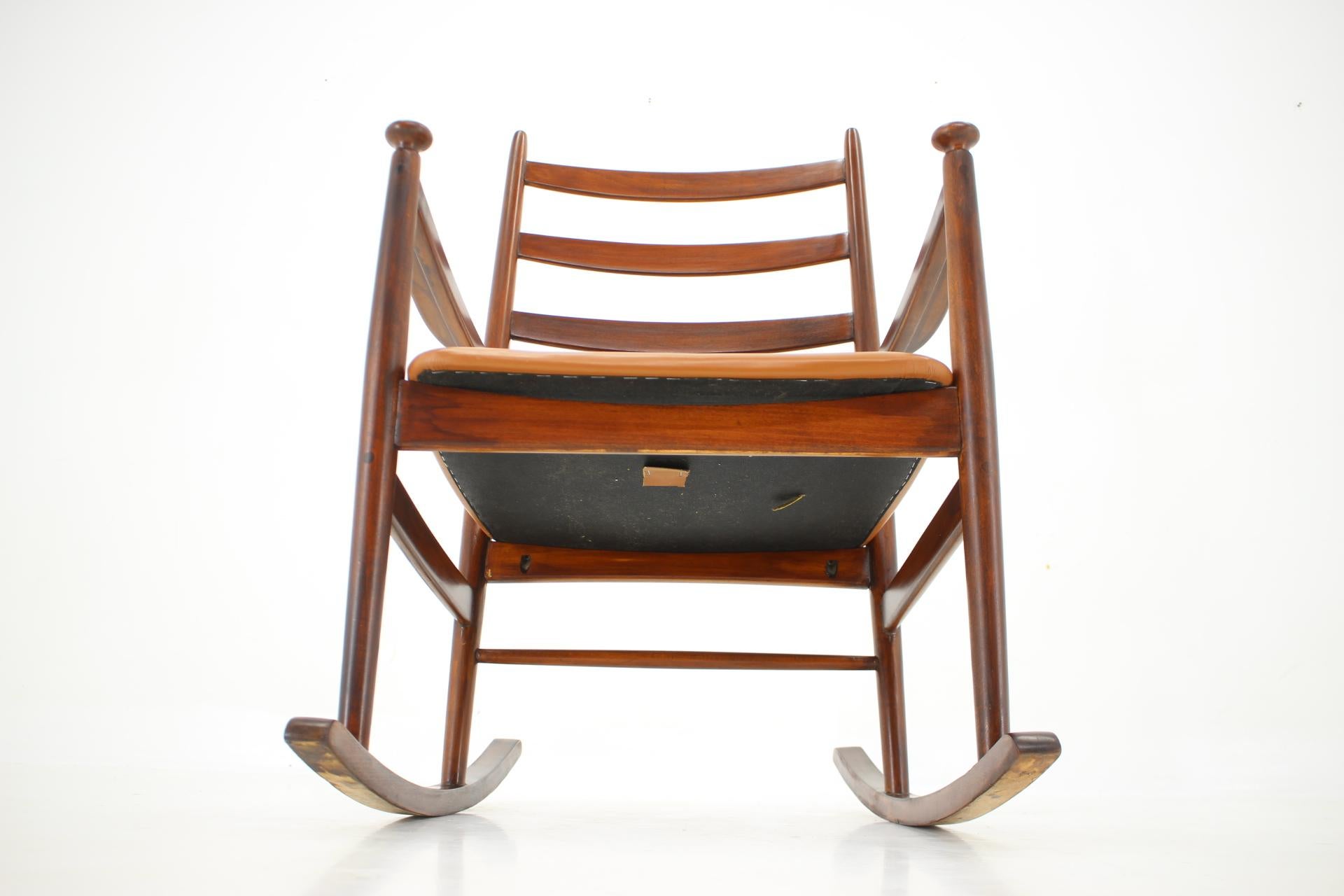 Niels Eilersen Beech Rocking Chair, Denmark 1960s For Sale 4