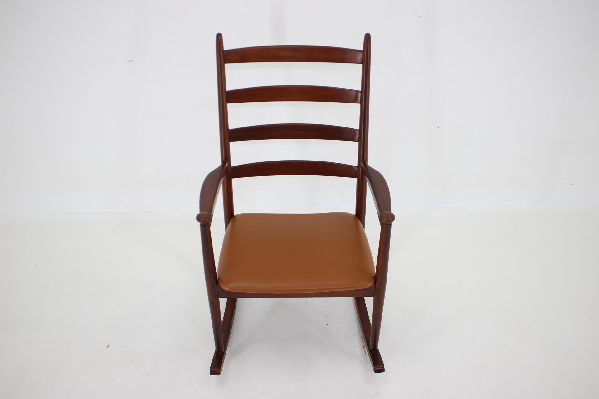 Leather Niels Eilersen Beech Rocking Chair, Denmark 1960s For Sale