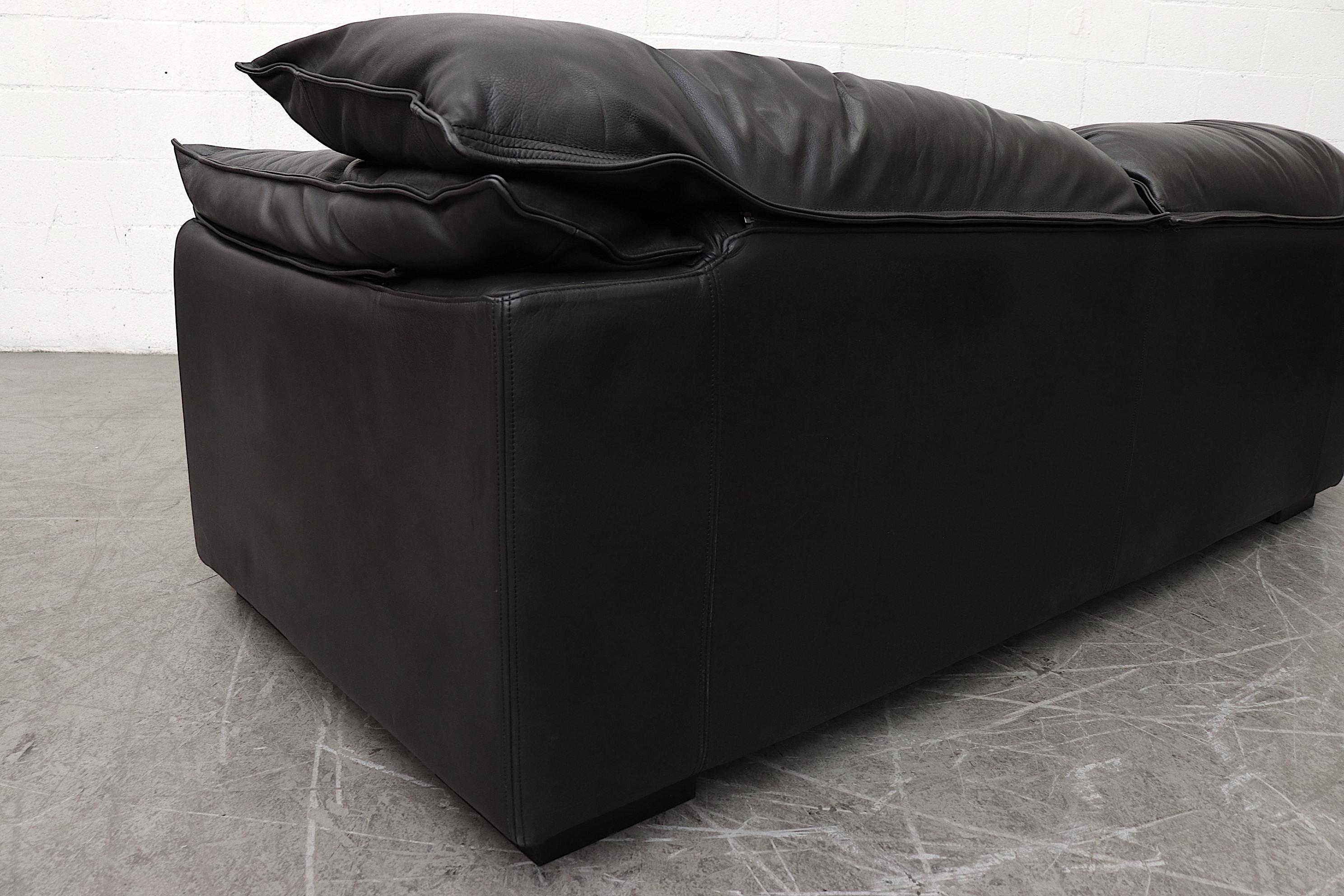 monza sofa