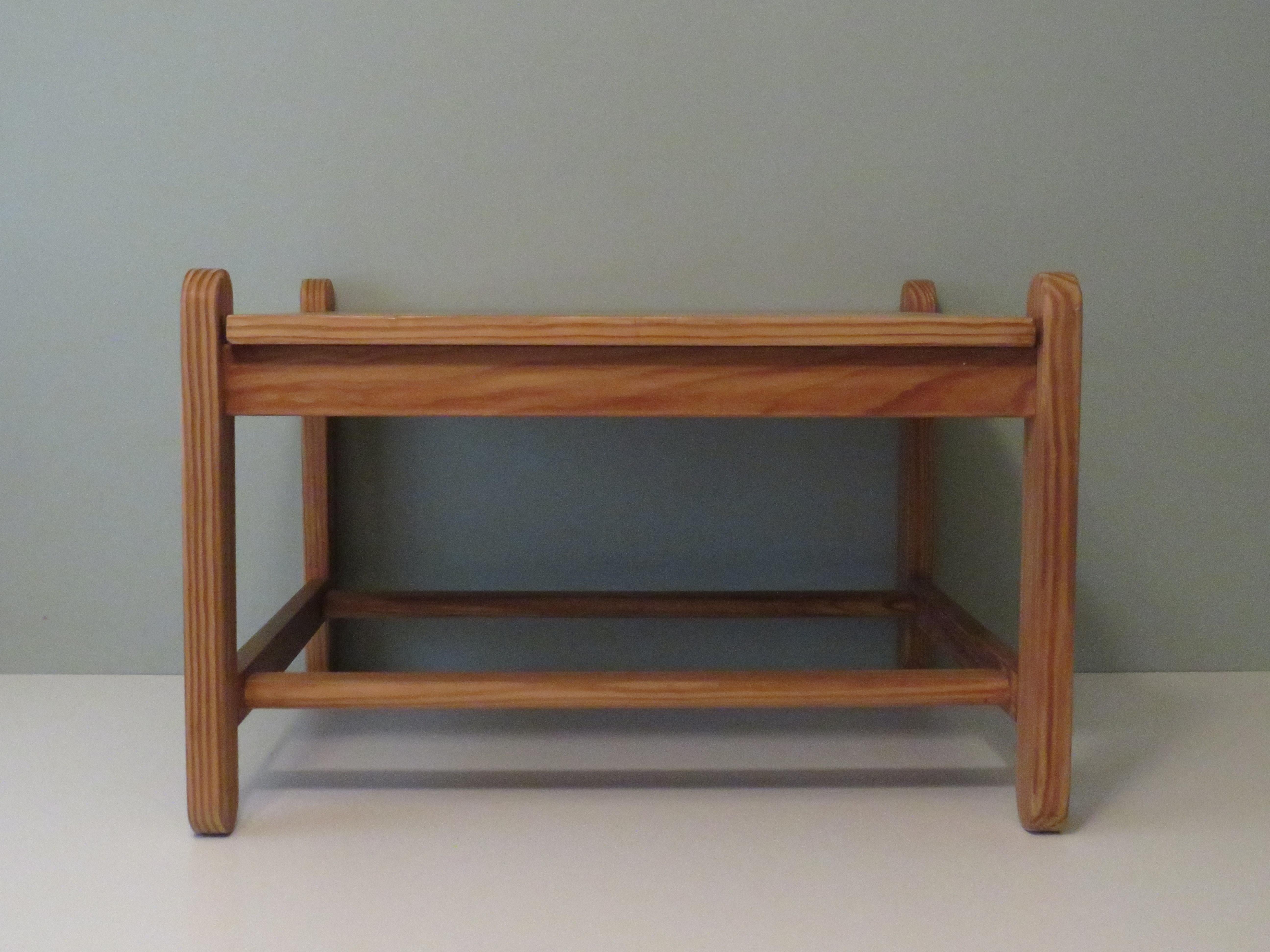 Square solid pine coffee table with original brass joinery.
The table is in beautiful vintage condition.
Measures: H: 46 and height of the table top 42 cm
L x W: 69 x 69 cm.
The table is labeled with the Eilersen a/s label and with the Danisch