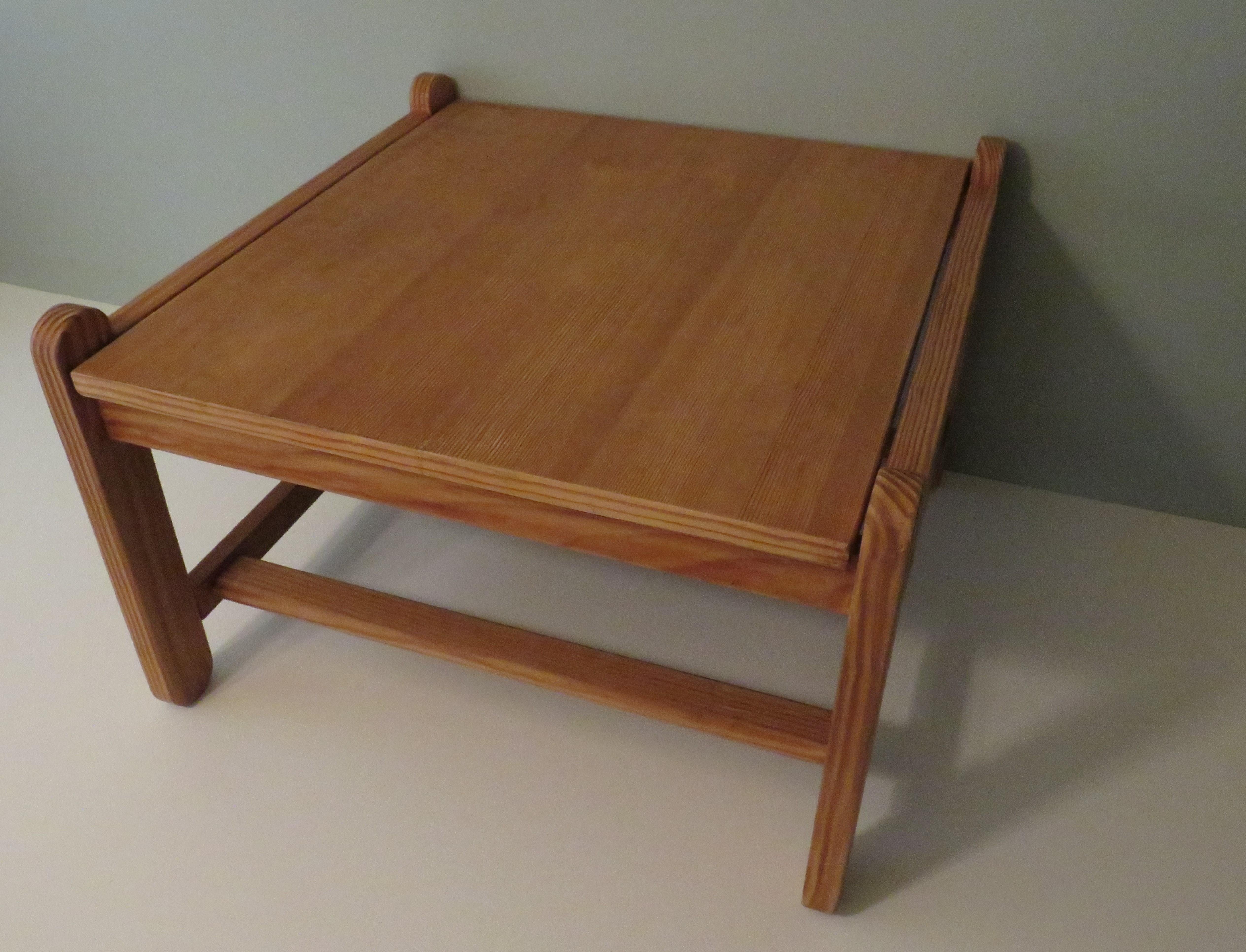 Niels Eilersen Coffee Table, Denmark, 1970 In Good Condition For Sale In Herentals, BE