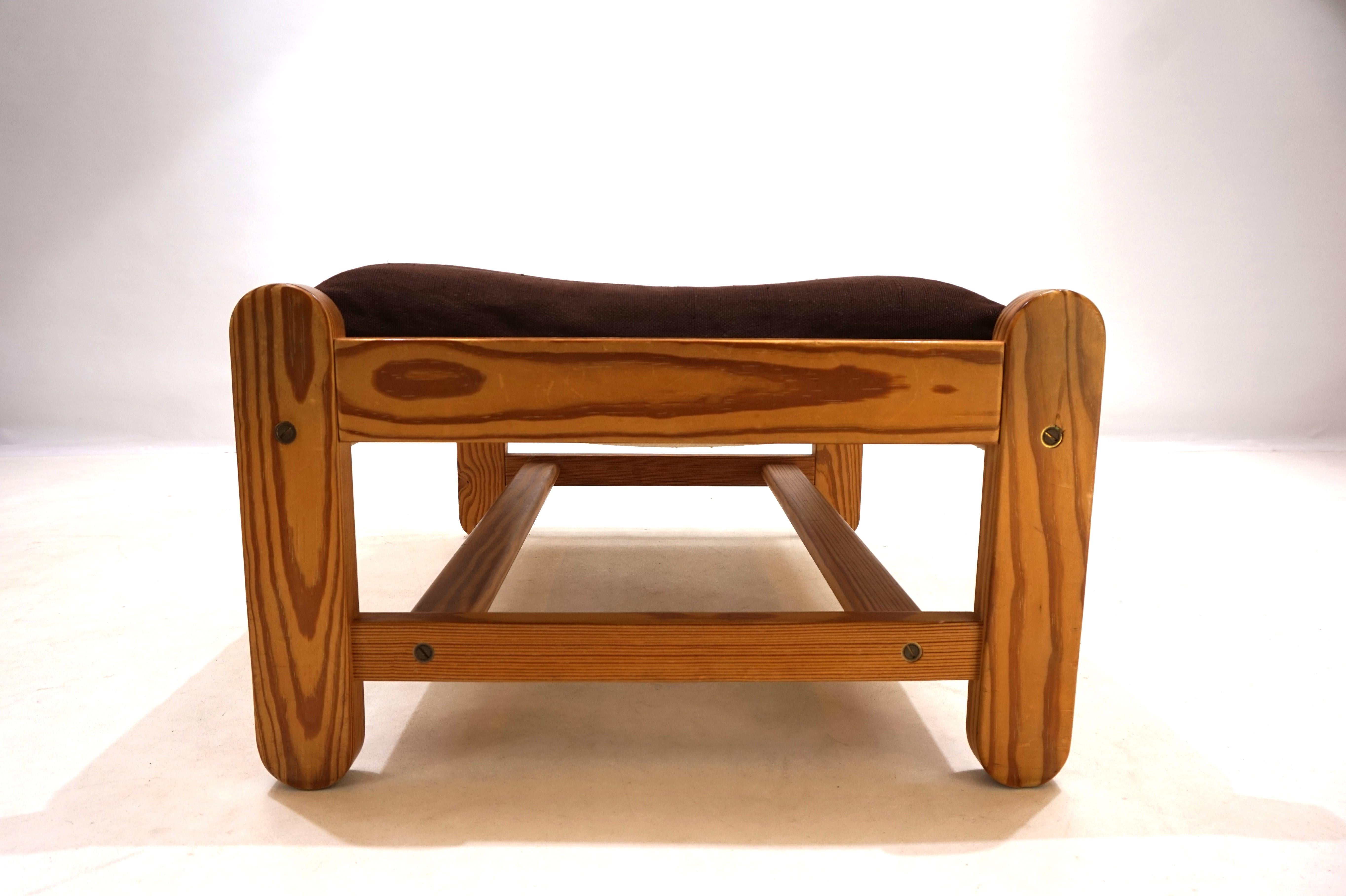 Niels Eilersen lounge chair with Ottoman by Peter Ole Schionning, 1970 For Sale 5