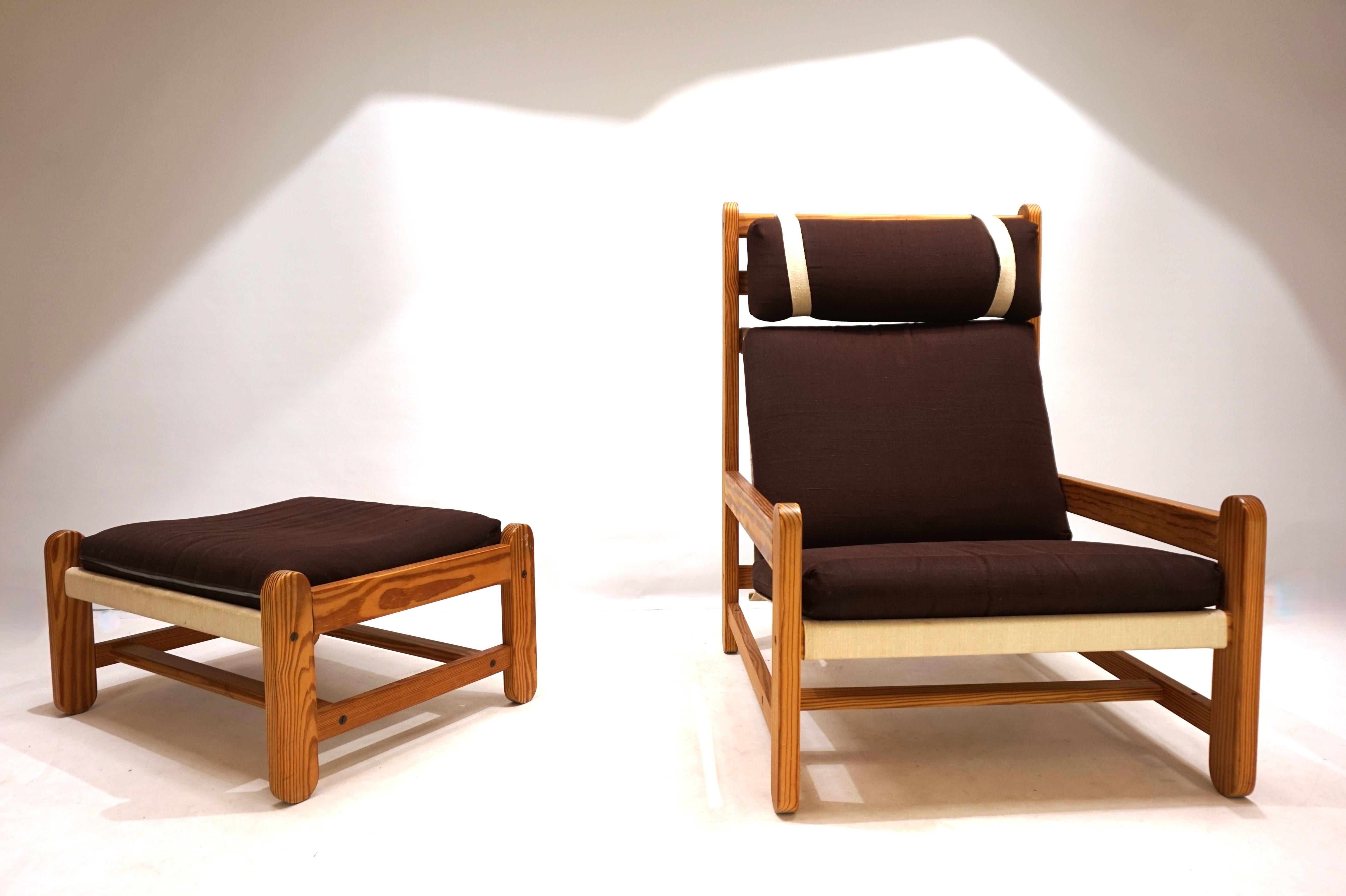 Mid-Century Modern Niels Eilersen lounge chair with Ottoman by Peter Ole Schionning, 1970 For Sale