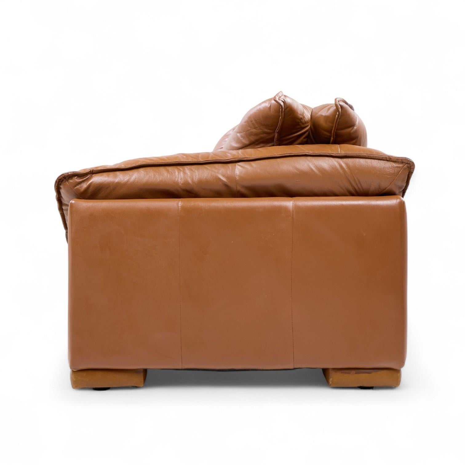 Niels Eilersen Monza Mid Century Danish Leather Three-Seat Sofa Danés en venta