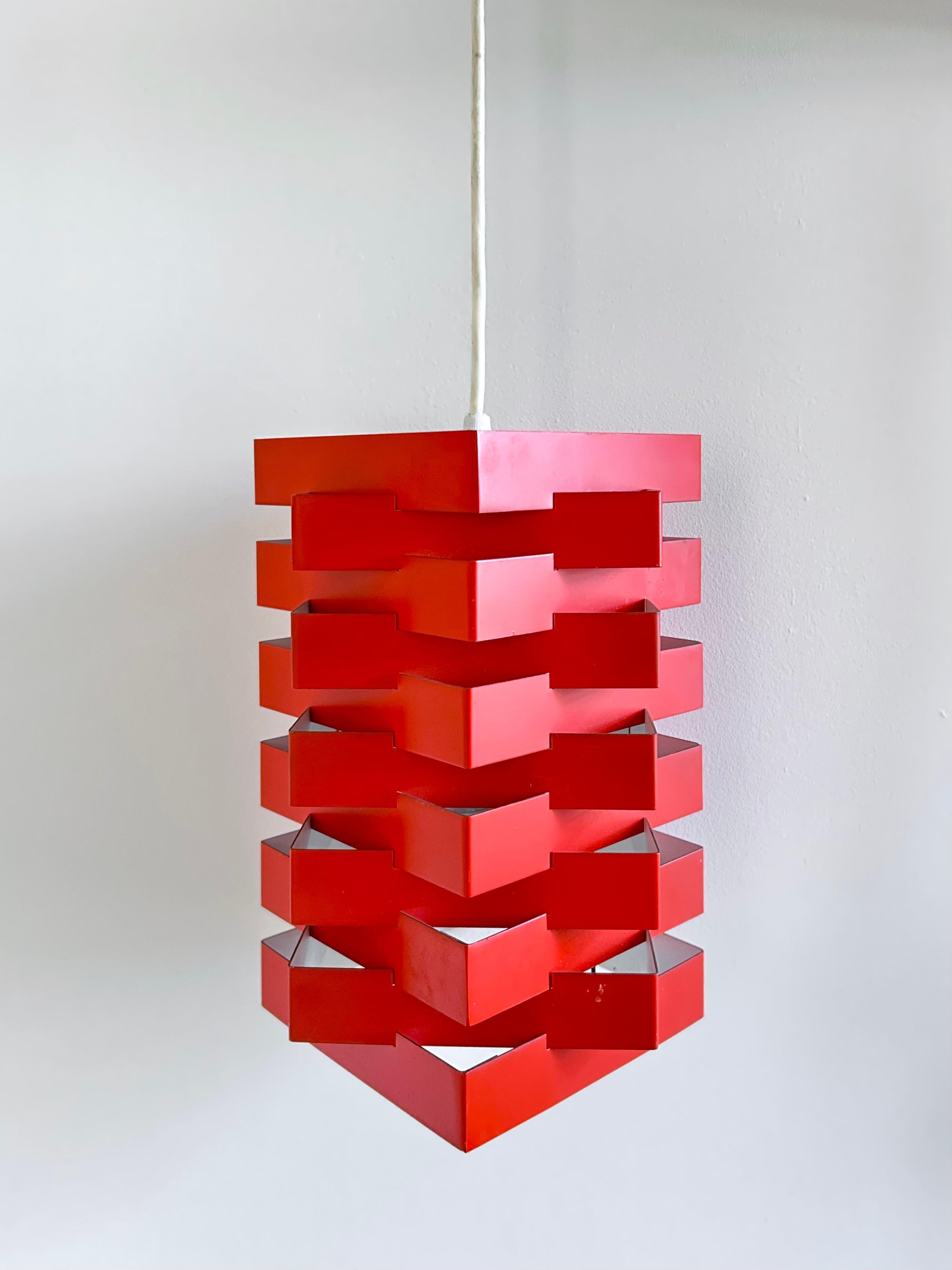 I.C.A. Jensen e Hans Jensen, Lampada a parete a sospensione geometrica rossa, Danimarca anni '60 in vendita 12