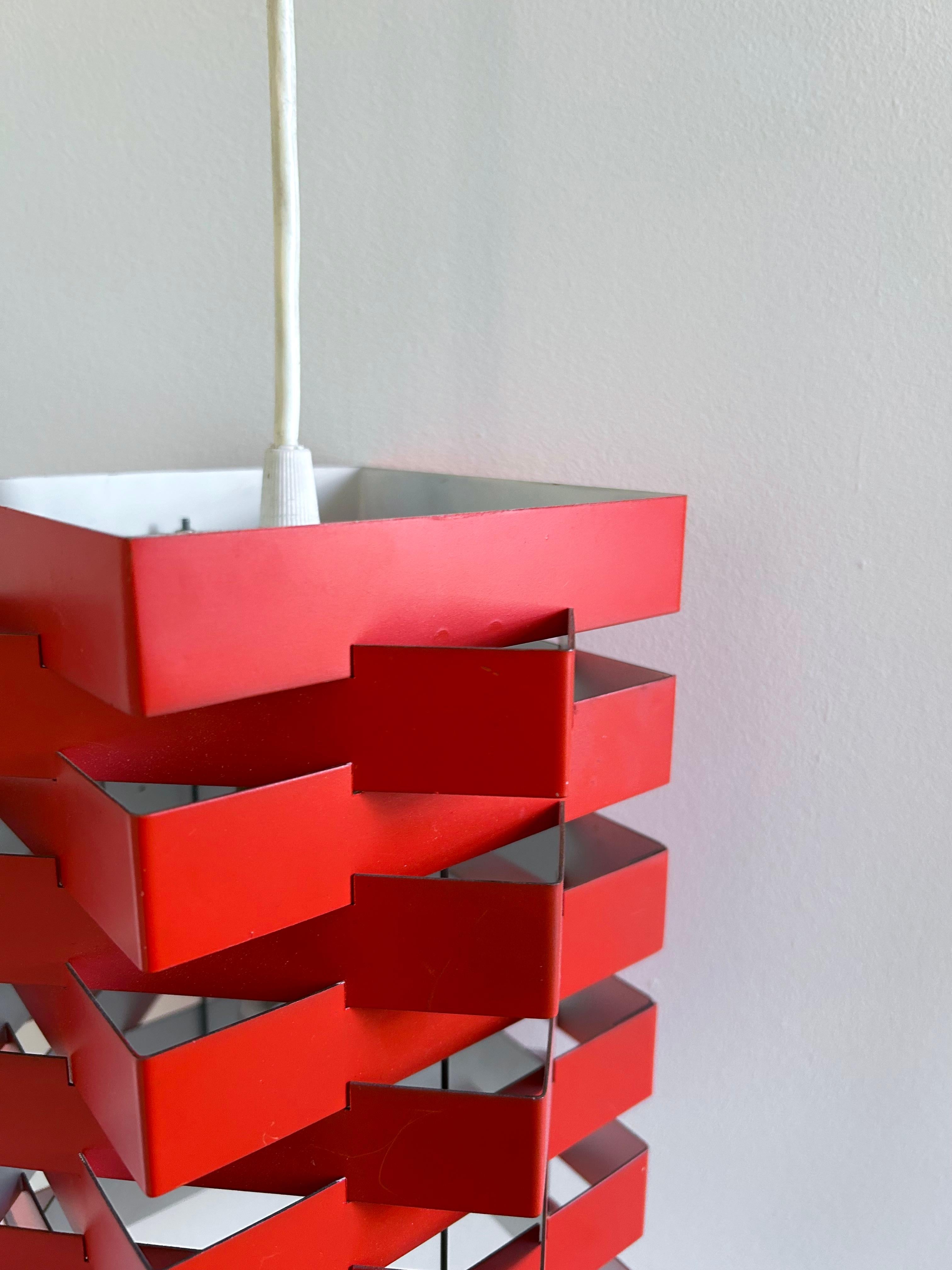 I.C.A. Jensen e Hans Jensen, Lampada a parete a sospensione geometrica rossa, Danimarca anni '60 in vendita 1