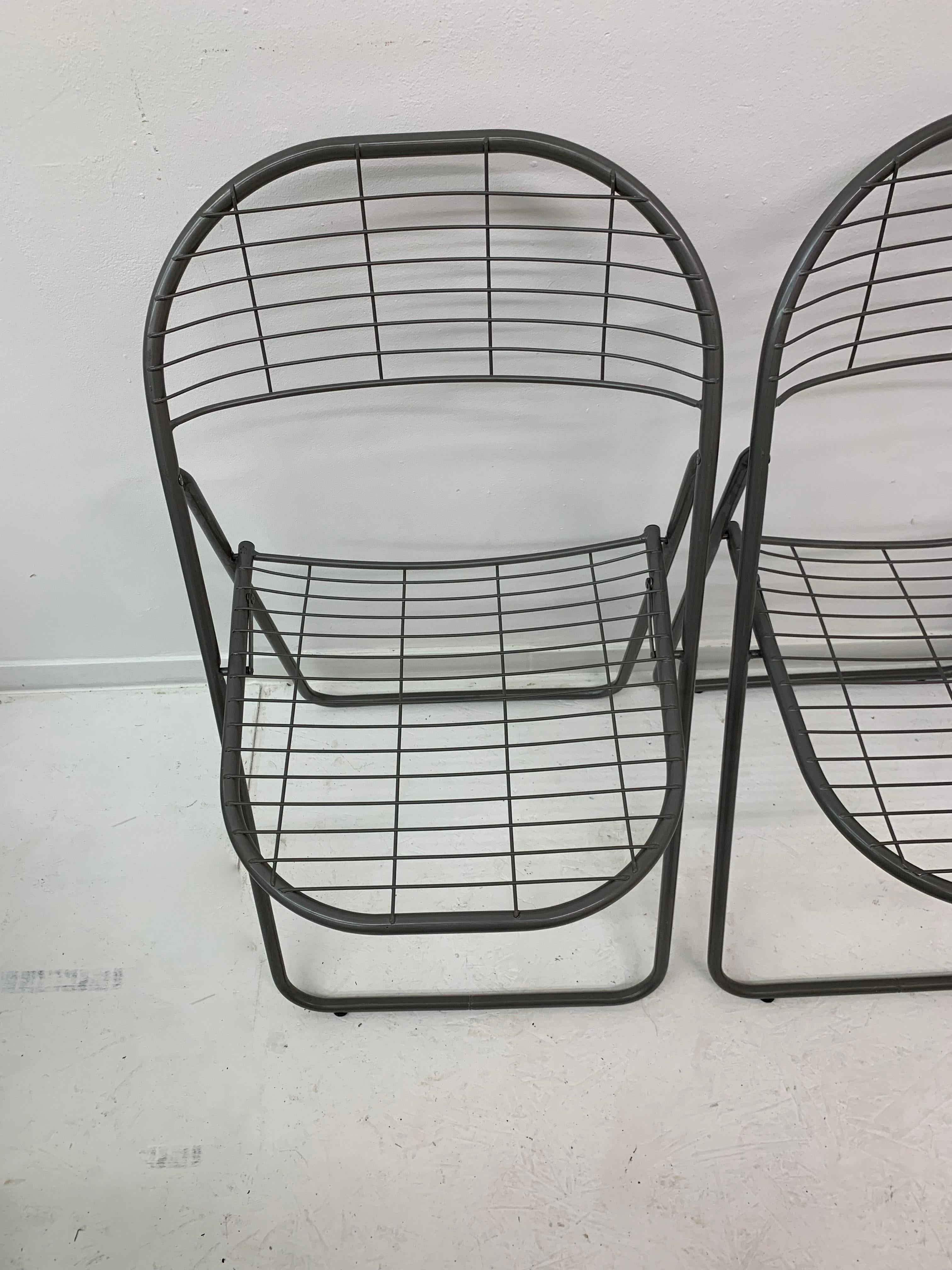 Chaise grise en fil de fer Niels Gammelgaard pour Ikea , années 1970 en vente 4