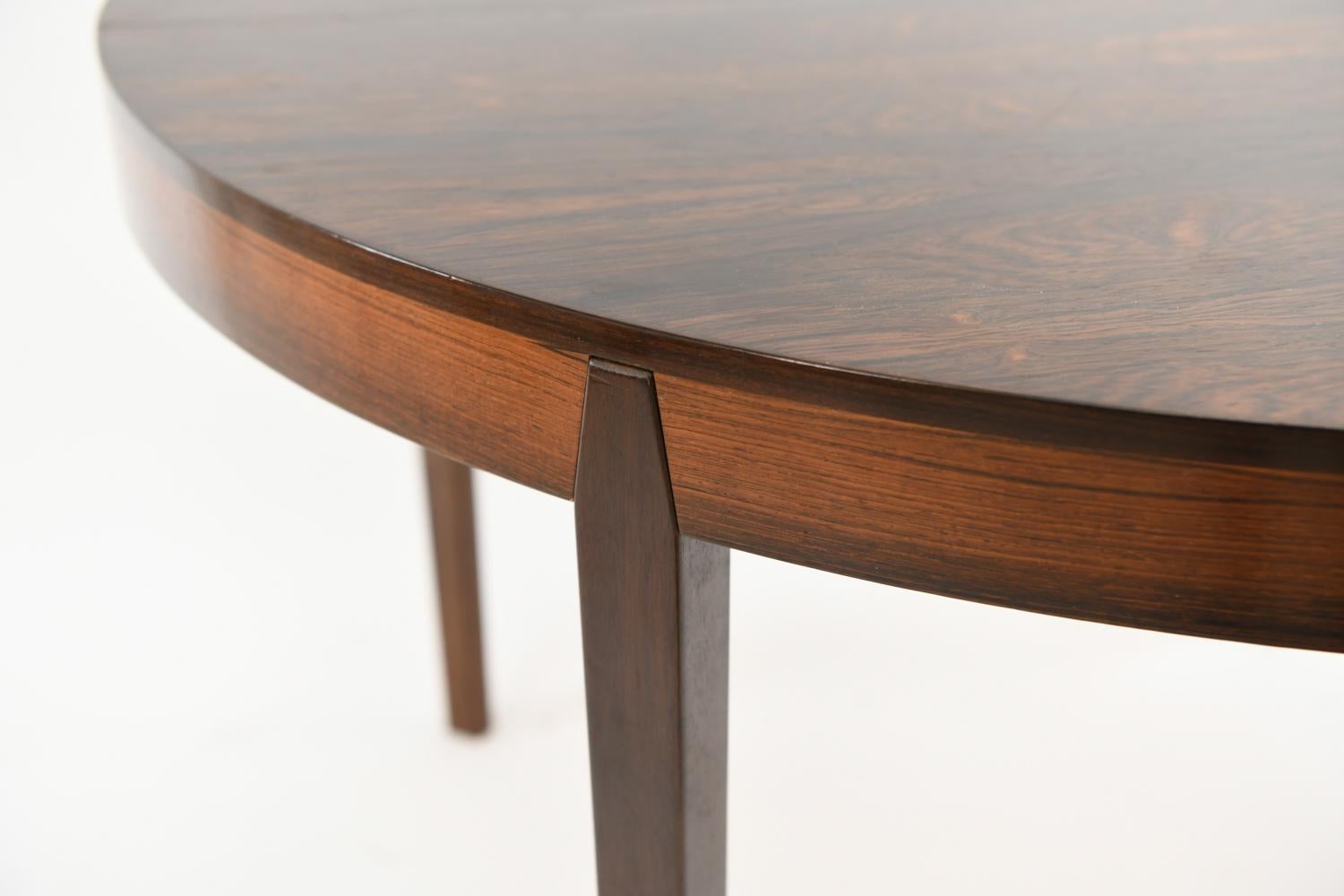 Niels Koefoed for Hornslet Mobler Rosewood Dining Table In Good Condition In Norwalk, CT