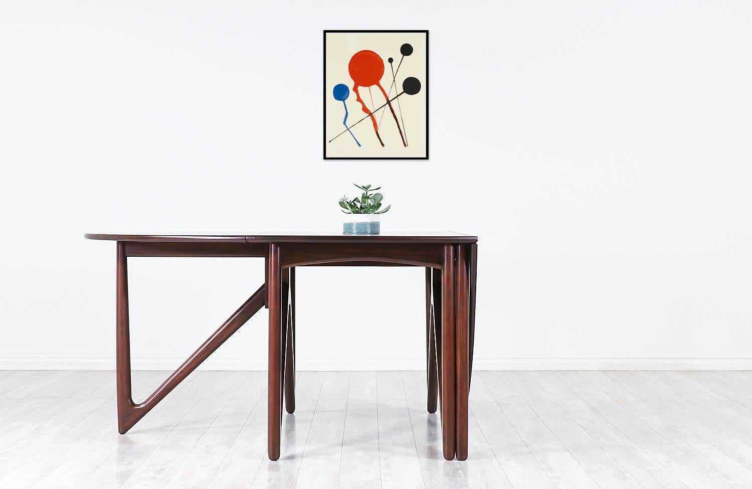 Niels Koefoed Gateleg Rosewood Dining Table for Koefoeds Møbelfabrik In Excellent Condition In Los Angeles, CA