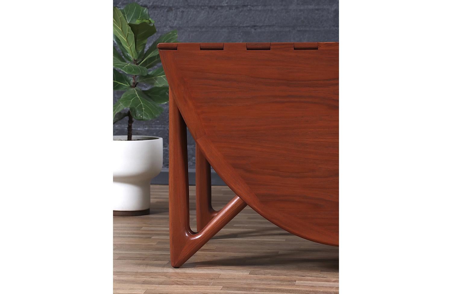 Niels Koefoed Gateleg Teak Dining Table for Koefoeds Hornslet 4