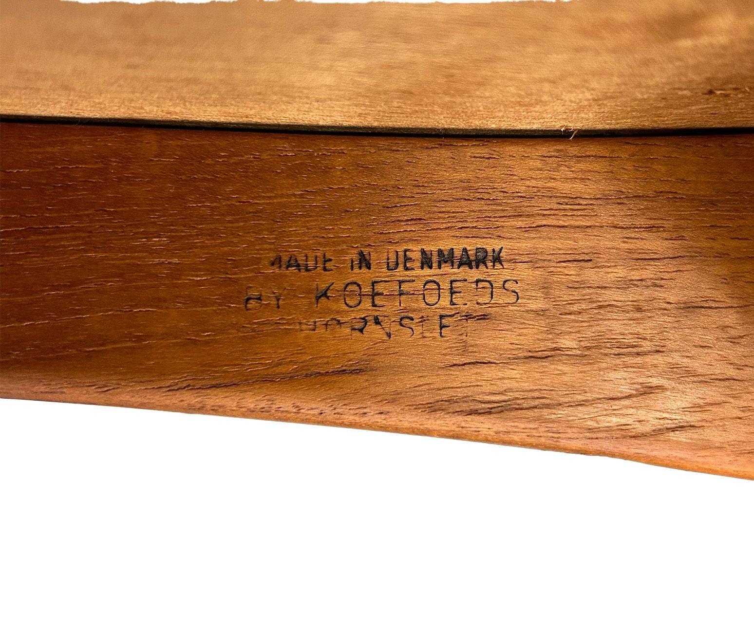 Juego de 8 sillas de comedor danesas de teca Niels Koefoed Ingrid, restauradas en venta 1