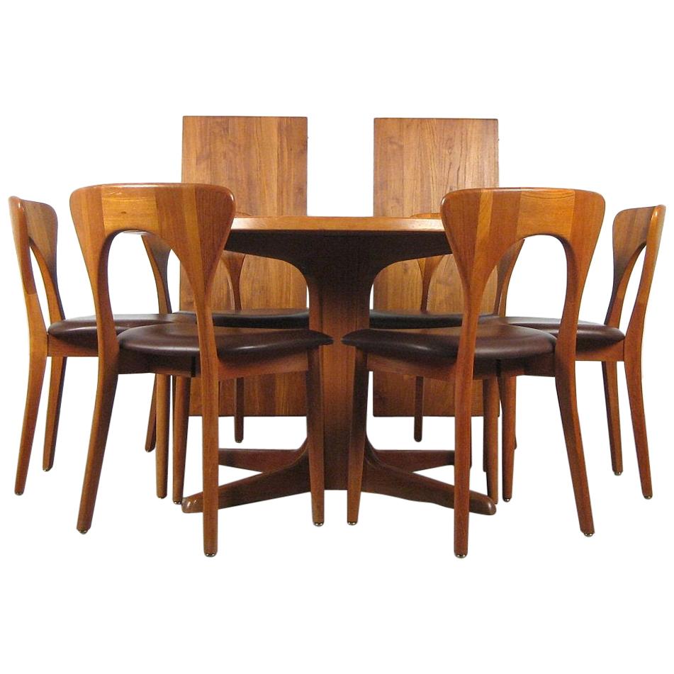 Niels Kofoed, 6 Chairs and Dining Table, Model Peter, Teak, Brown Leather For Sale