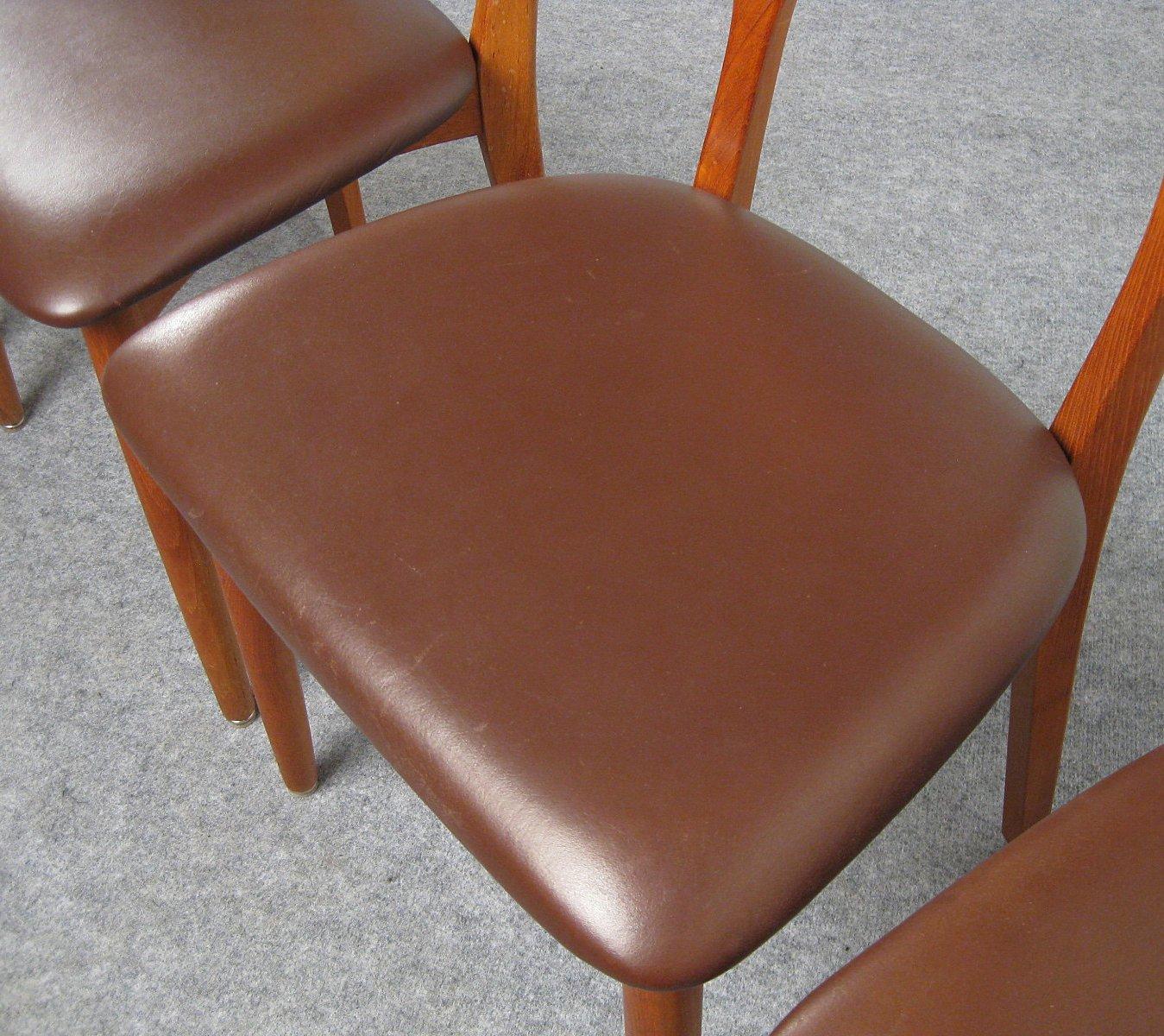 Niels Kofoed, 6 Chairs and Dining Table, Model Peter, Teak, Brown Leather For Sale 2