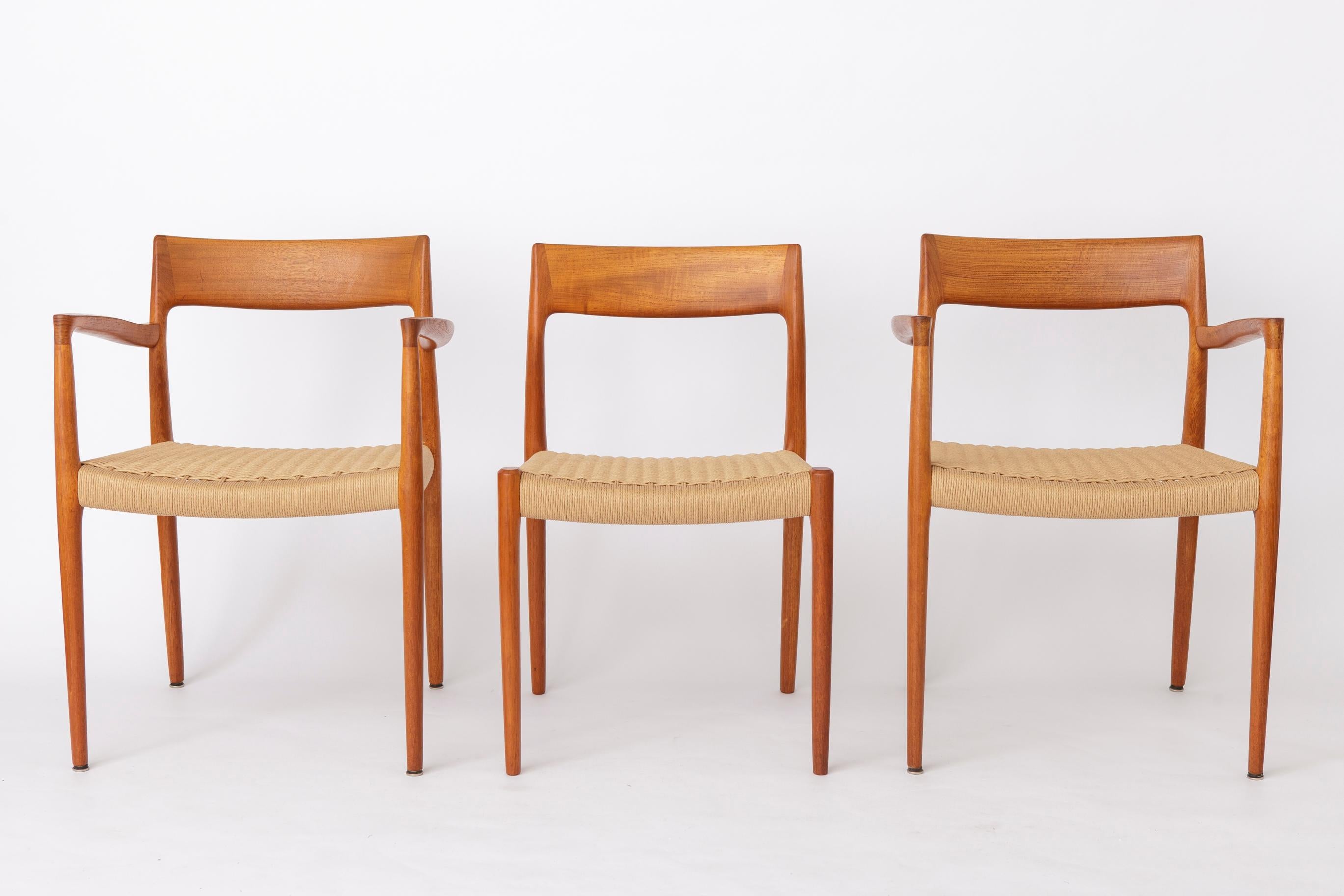 Set of 6 Niels Otto Møller Dining Chairs — Models 77 & 57
First designed in 1959, likely produced in the 1960s.
Price is for the full set of 6 chairs (2 armchairs + 4 side chairs).

A beautiful and rare matching set by renowned Danish designer Niels