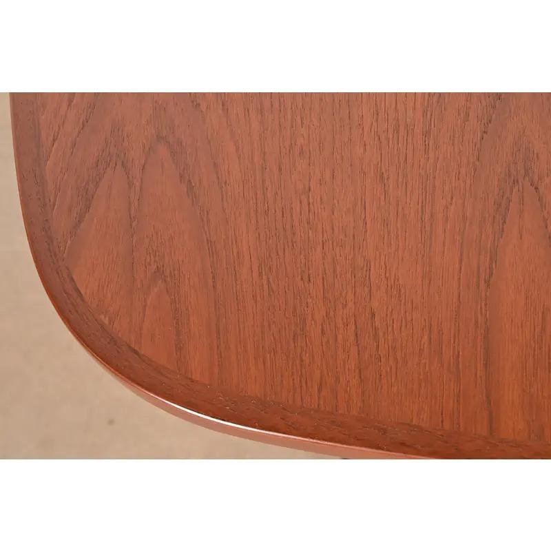 Tavolo da pranzo moderno danese Niels Møller per Gudme Møbelfabrik, appena rifinito in vendita 4