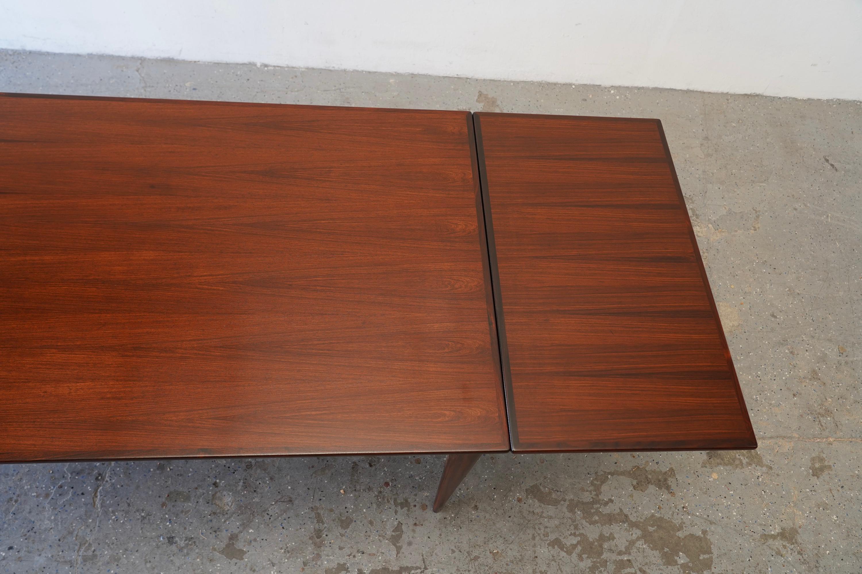 Niels Møller for J.L. Møllers Møbelfabrik  #12 B Brazilian Rosewood Dining table 14