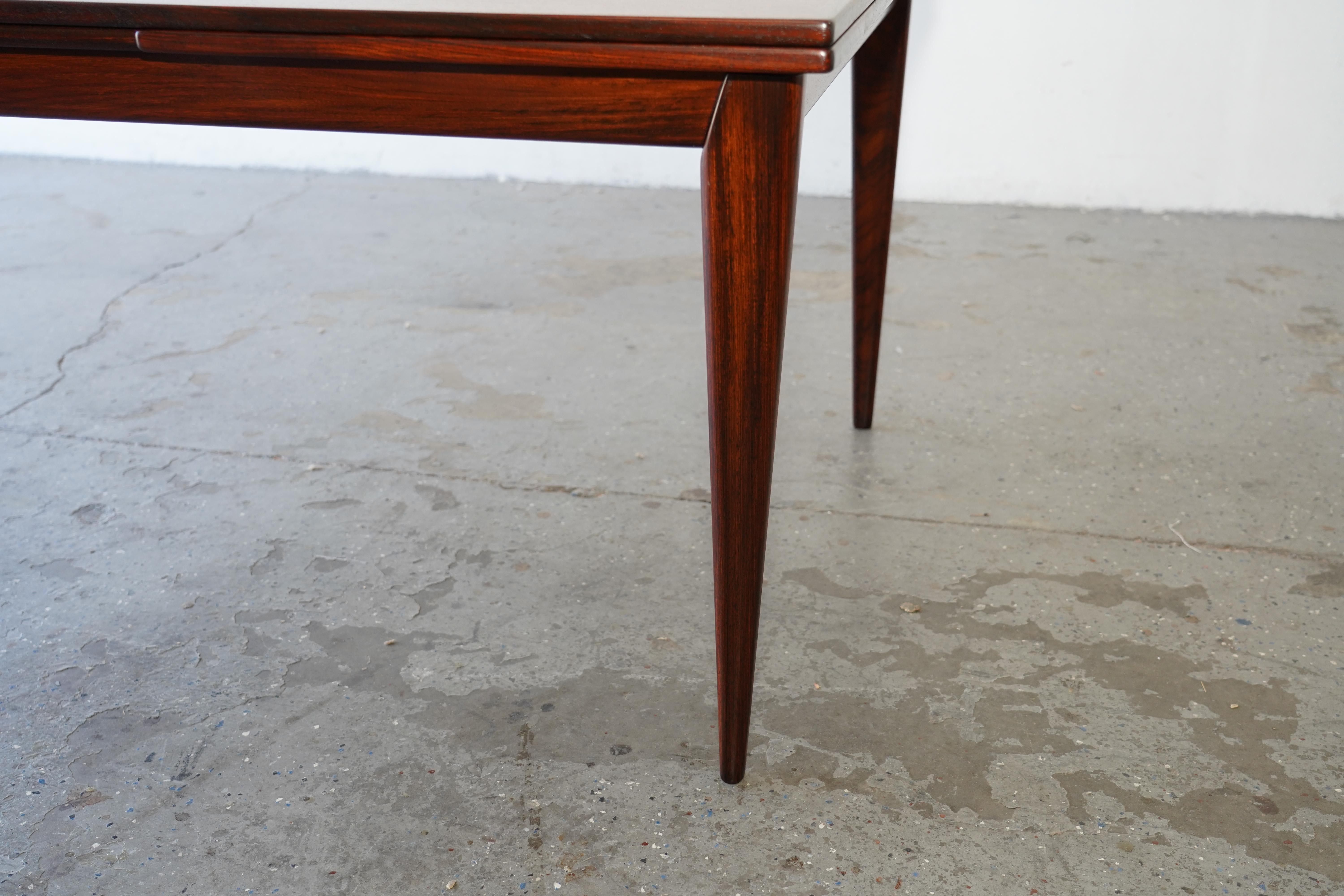 Mid-20th Century Niels Møller for J.L. Møllers Møbelfabrik  #12 B Brazilian Rosewood Dining table