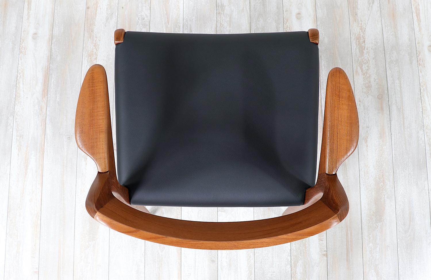 Milieu du XXe siècle Fauteuils en cuir et teck Niels Møller Model-71 pour I.L.A. Møllers en vente
