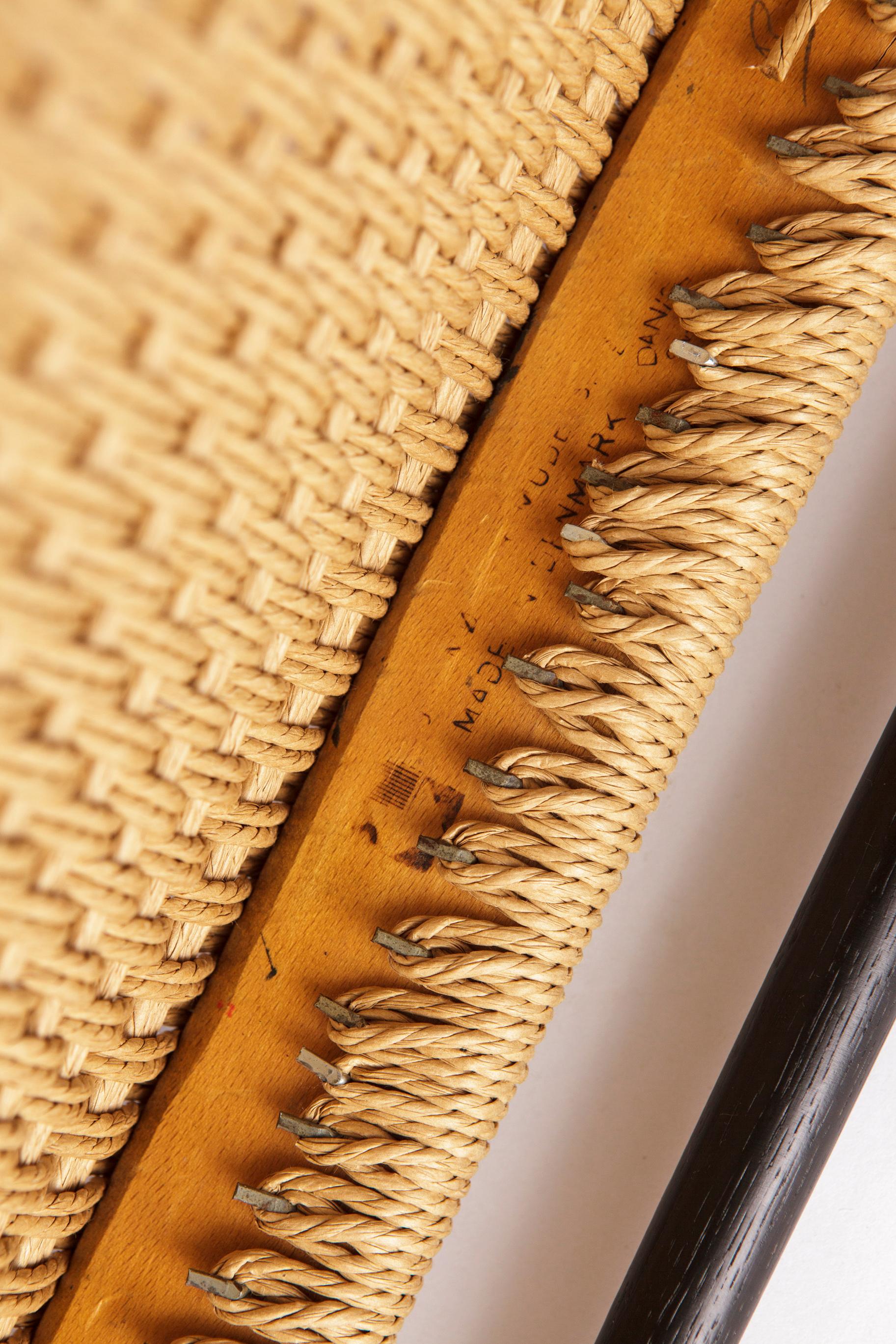 Niels Møller Modell 75 Stuhl in schwarzer Eiche mit dänischer Corde, 1960er Jahre Mitte des Jahrhunderts im Angebot 1