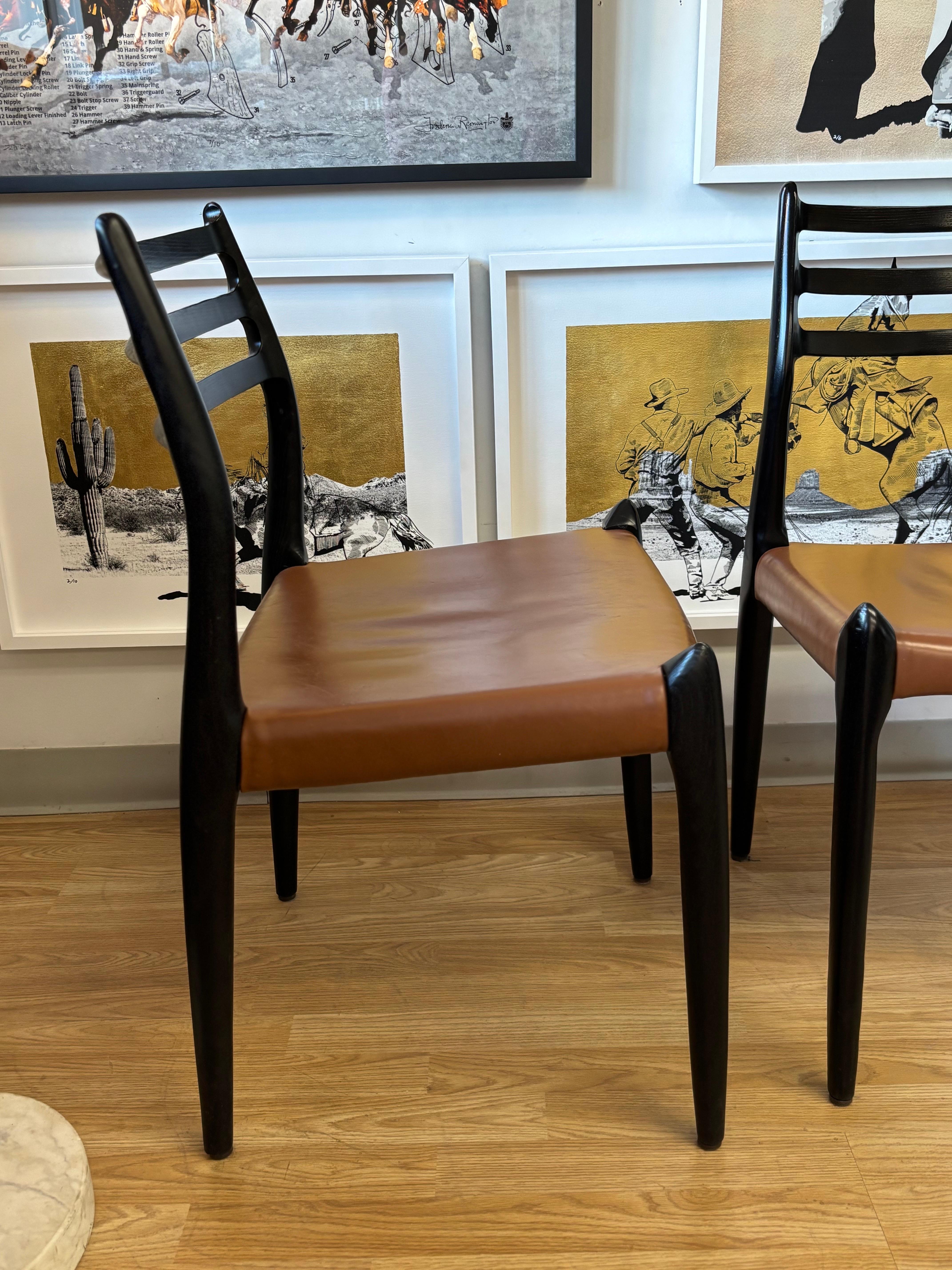 Niels Møller Model No. 78 Dänische Moderne Esszimmerstühle - Satz von vier, CIRCA 1960er Jahre im Zustand „Gut“ im Angebot in San Antonio, TX