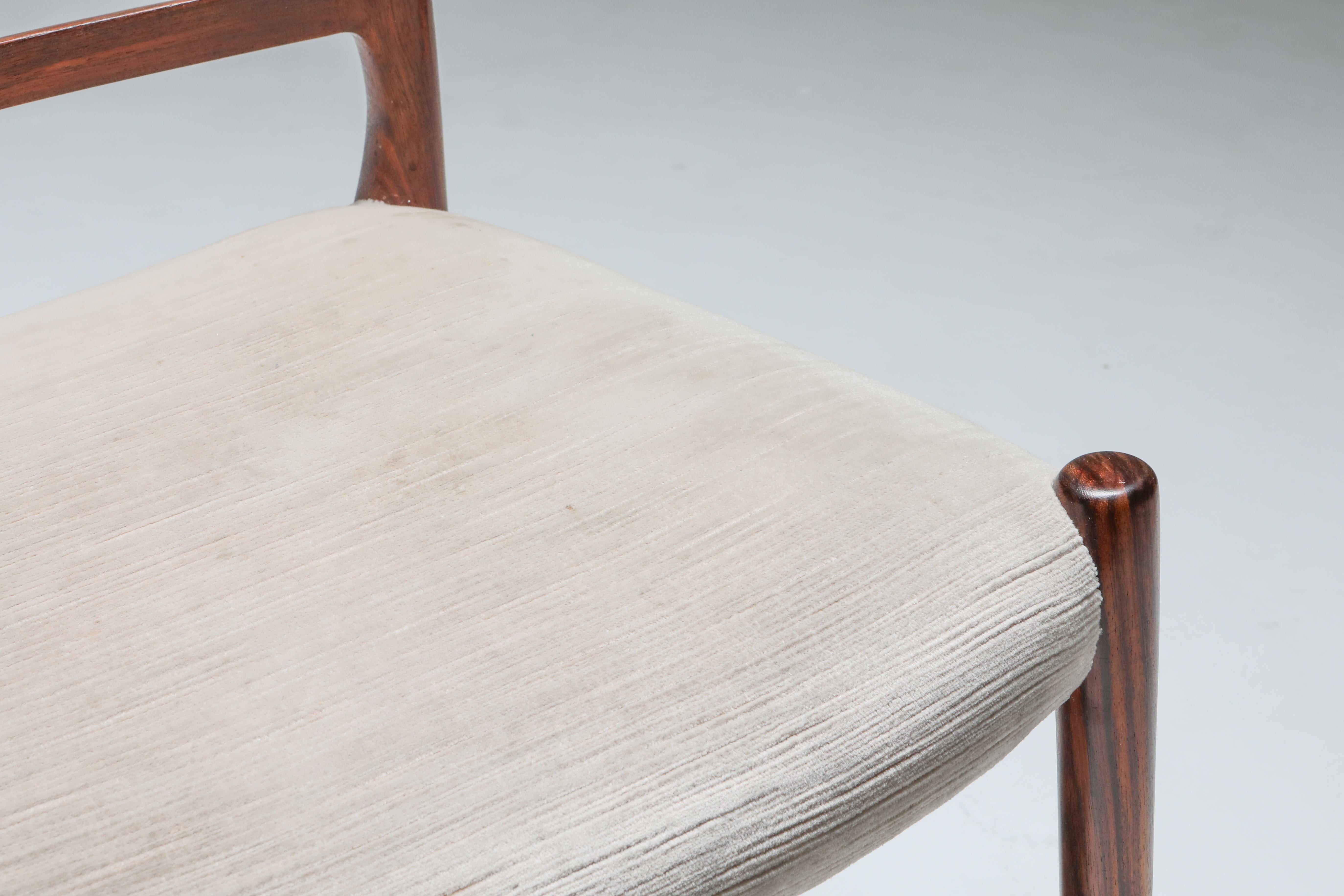 Niels Møller Model 82 Danish Rosewood Dining Chairs, circa 1970 6