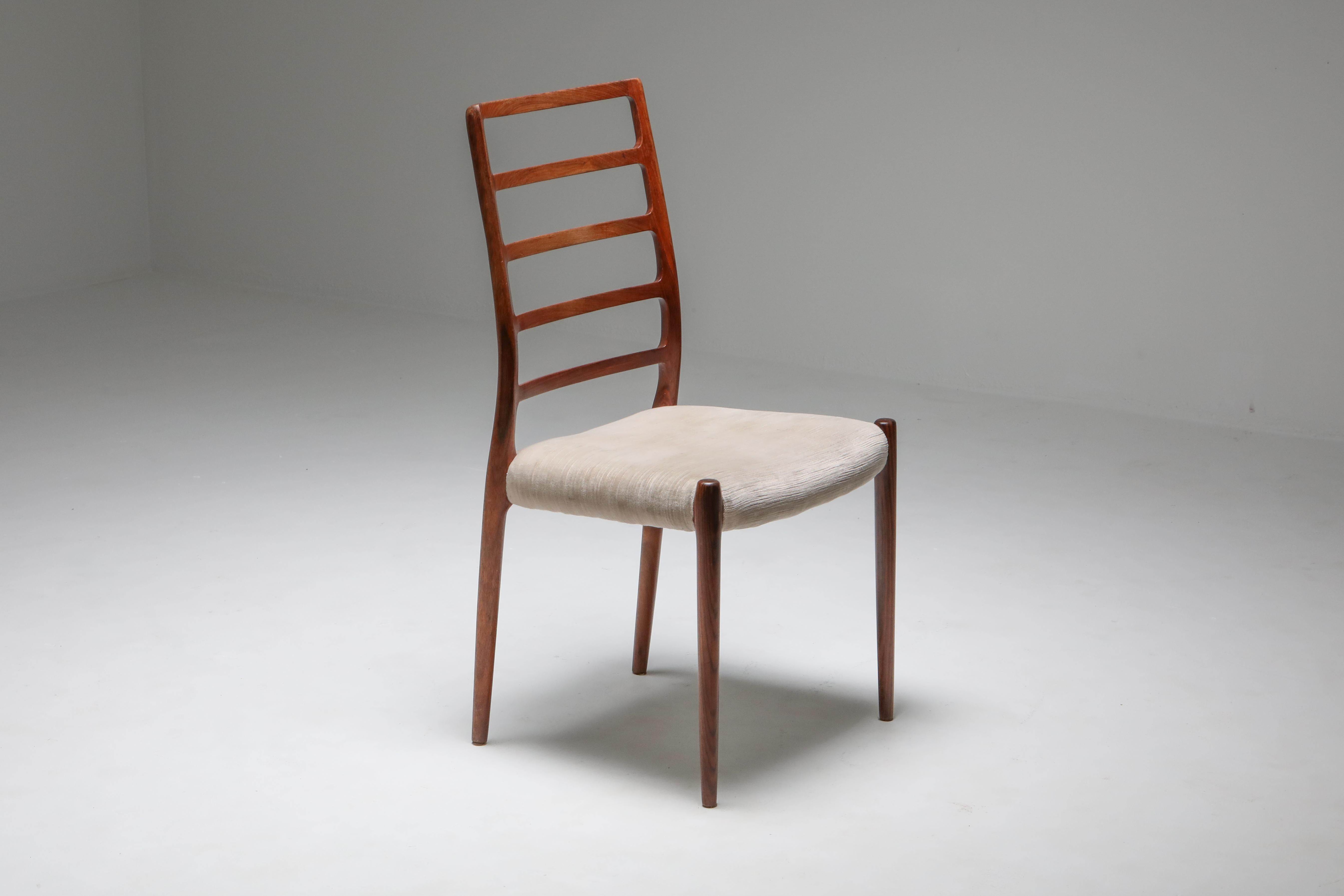 Niels Møller Model 82 Danish Rosewood Dining Chairs, circa 1970 2