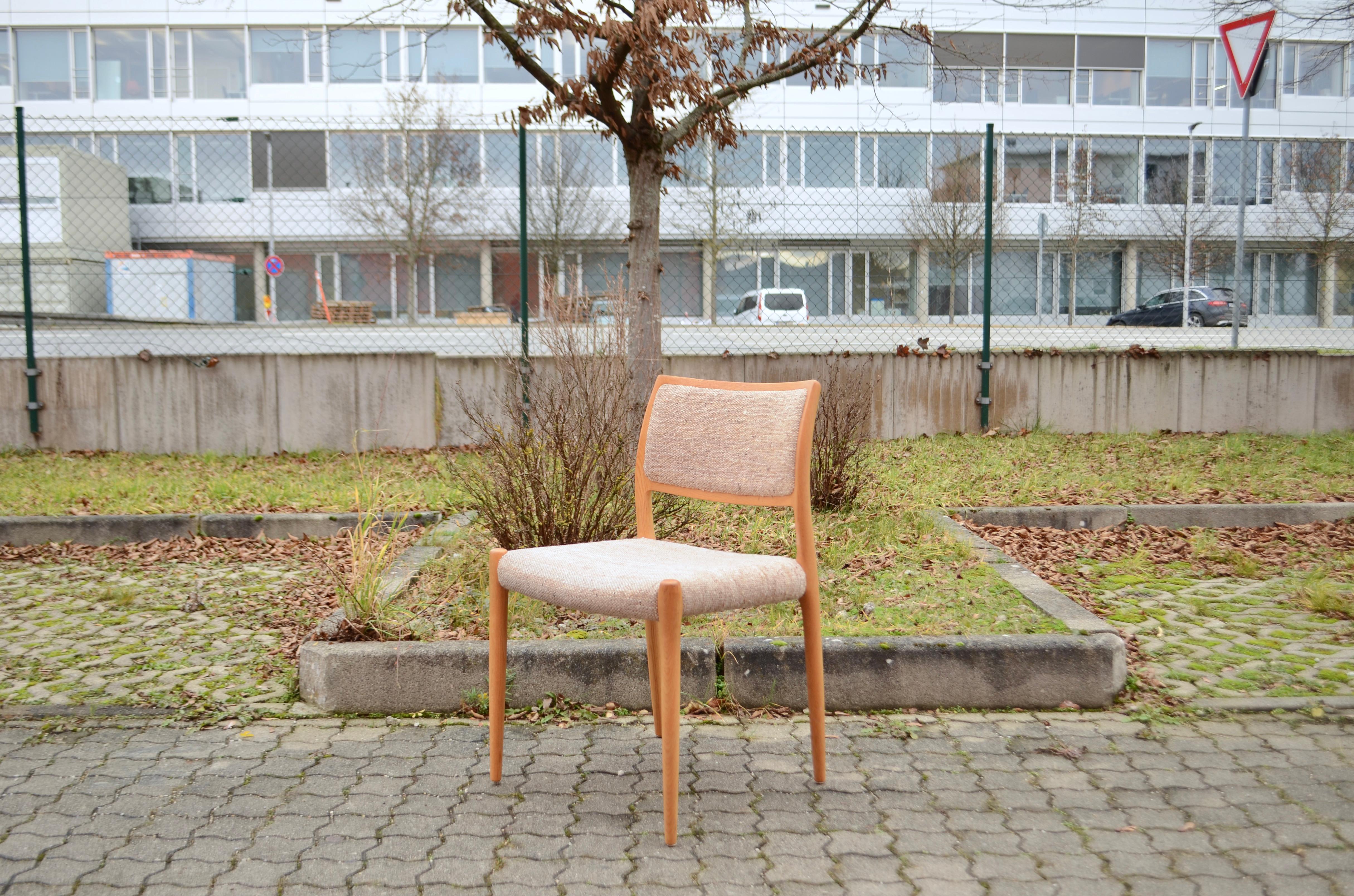 Niels Møller Modell 80 Tavolo da pranzo danese in Oak  Sedia per J.L.A. Møllers Set di 2 in vendita 2