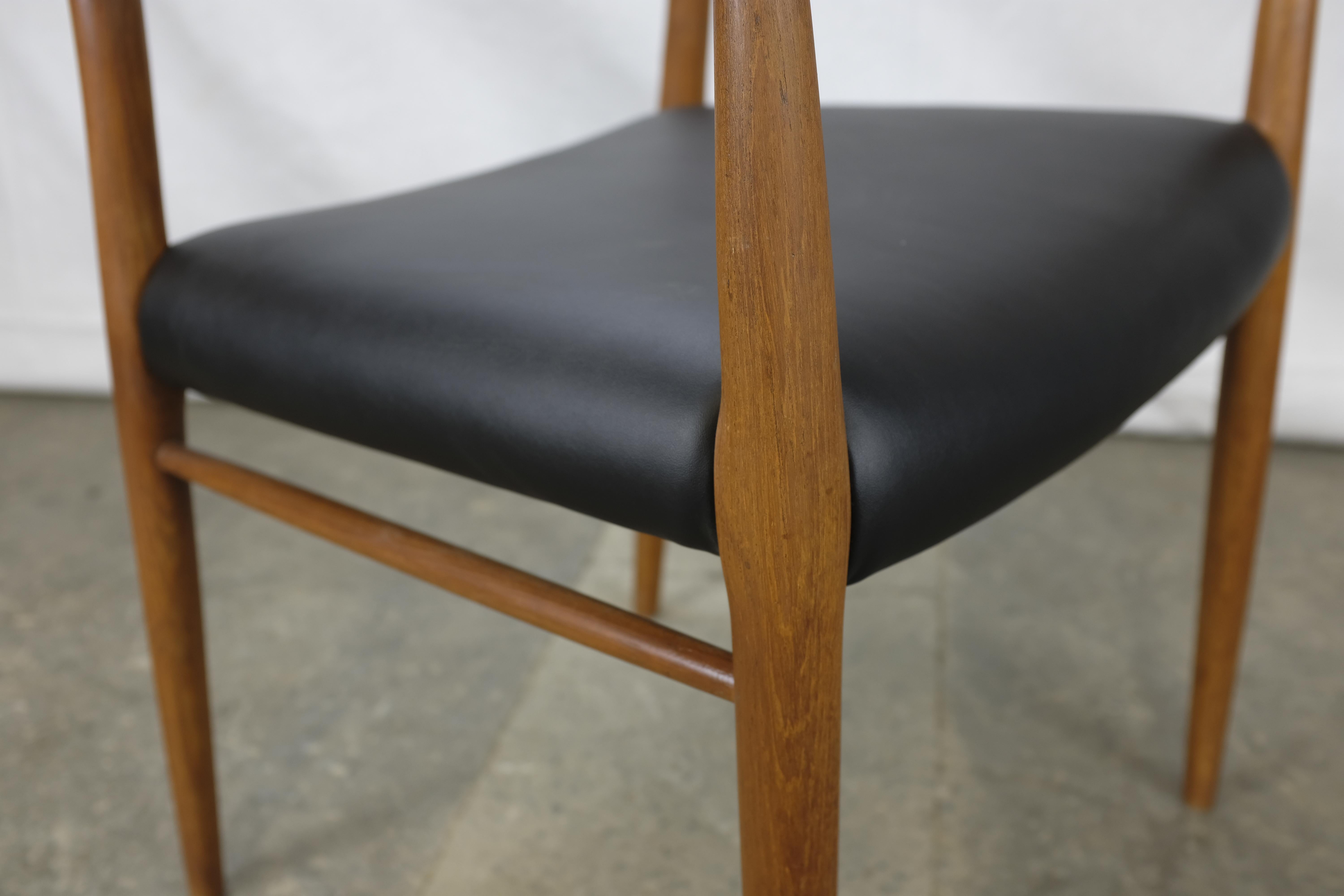 Mid-20th Century Niels Møller No. 56 Armchair in Teak and Black Leatherette For Sale