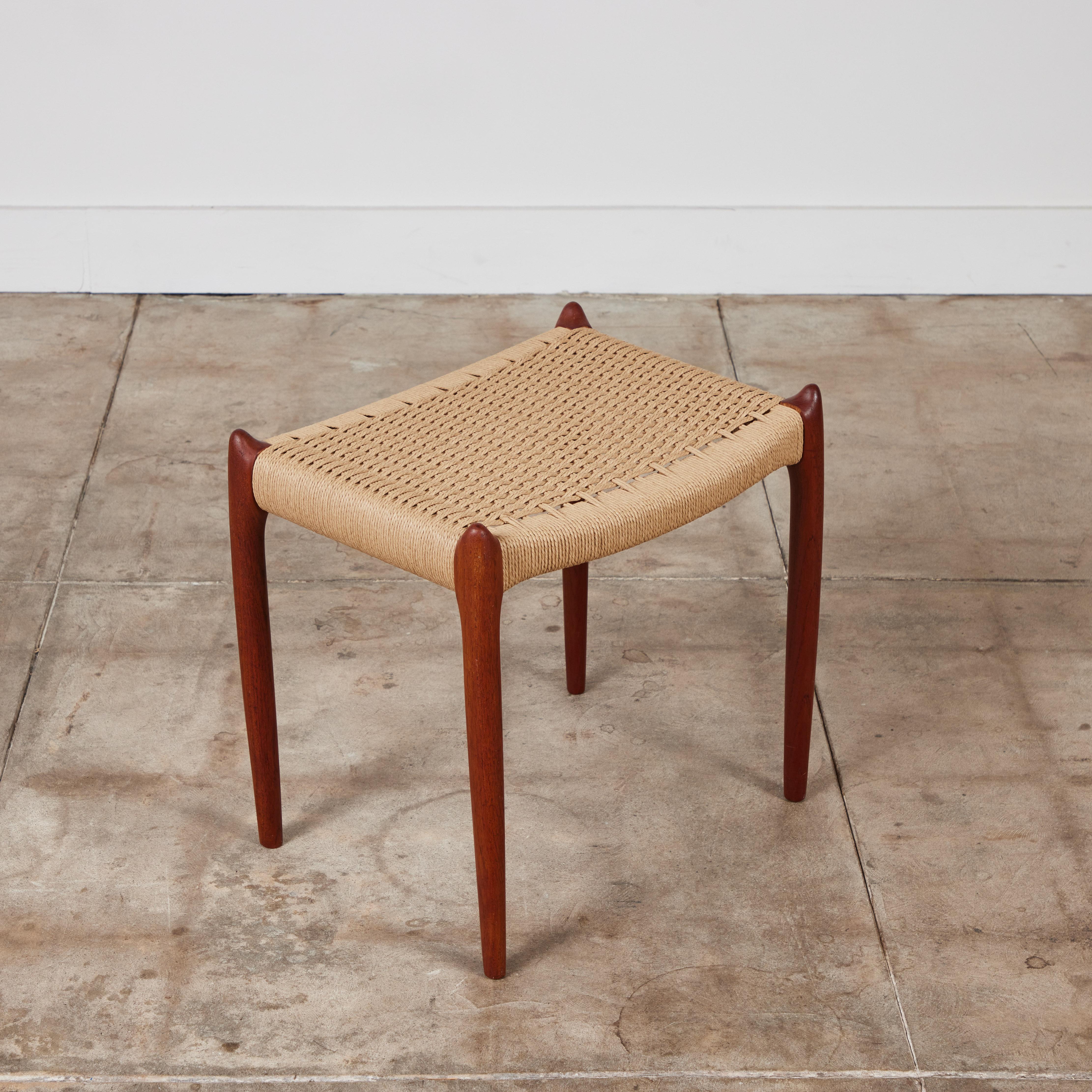 Niels Møller Ottoman with Danish Cord Seat For Sale 1