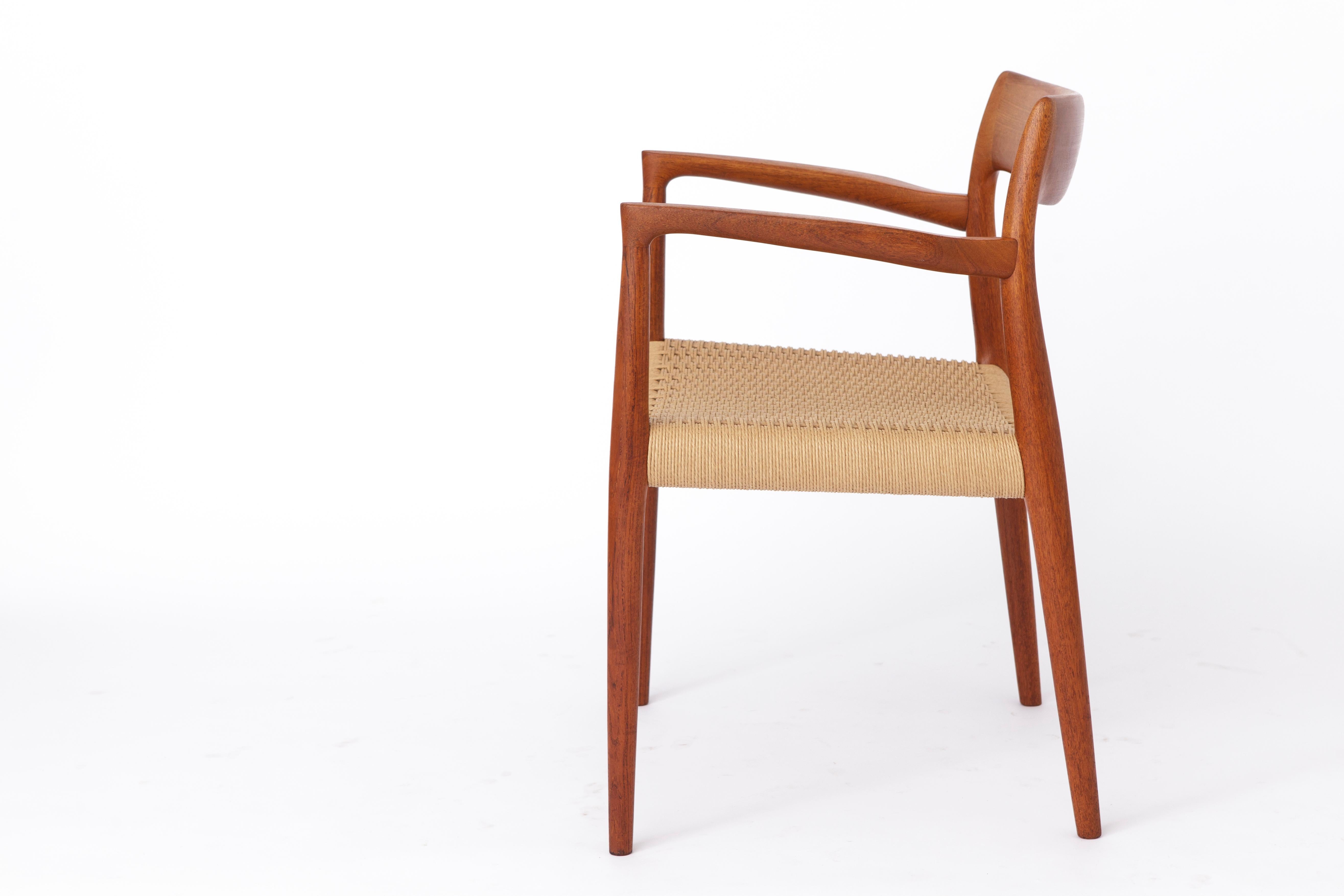 Niels Moller armchair, model 57, 1950s Vintage, paper cord seat, dining chair In Good Condition For Sale In Hannover, DE