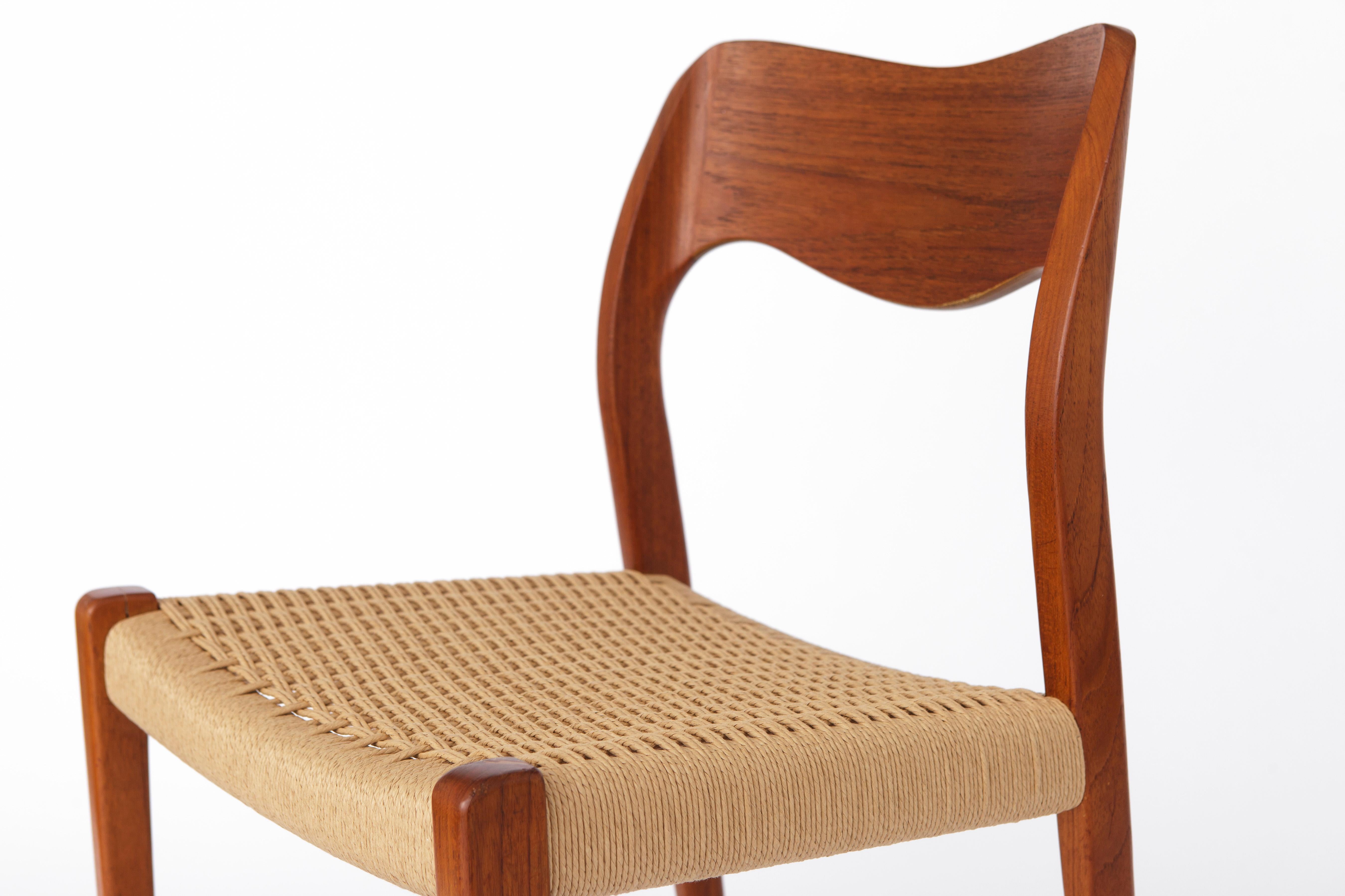 Danish Niels Moller Chair, Model 71, 1950s Vintage Teak - Repaired For Sale