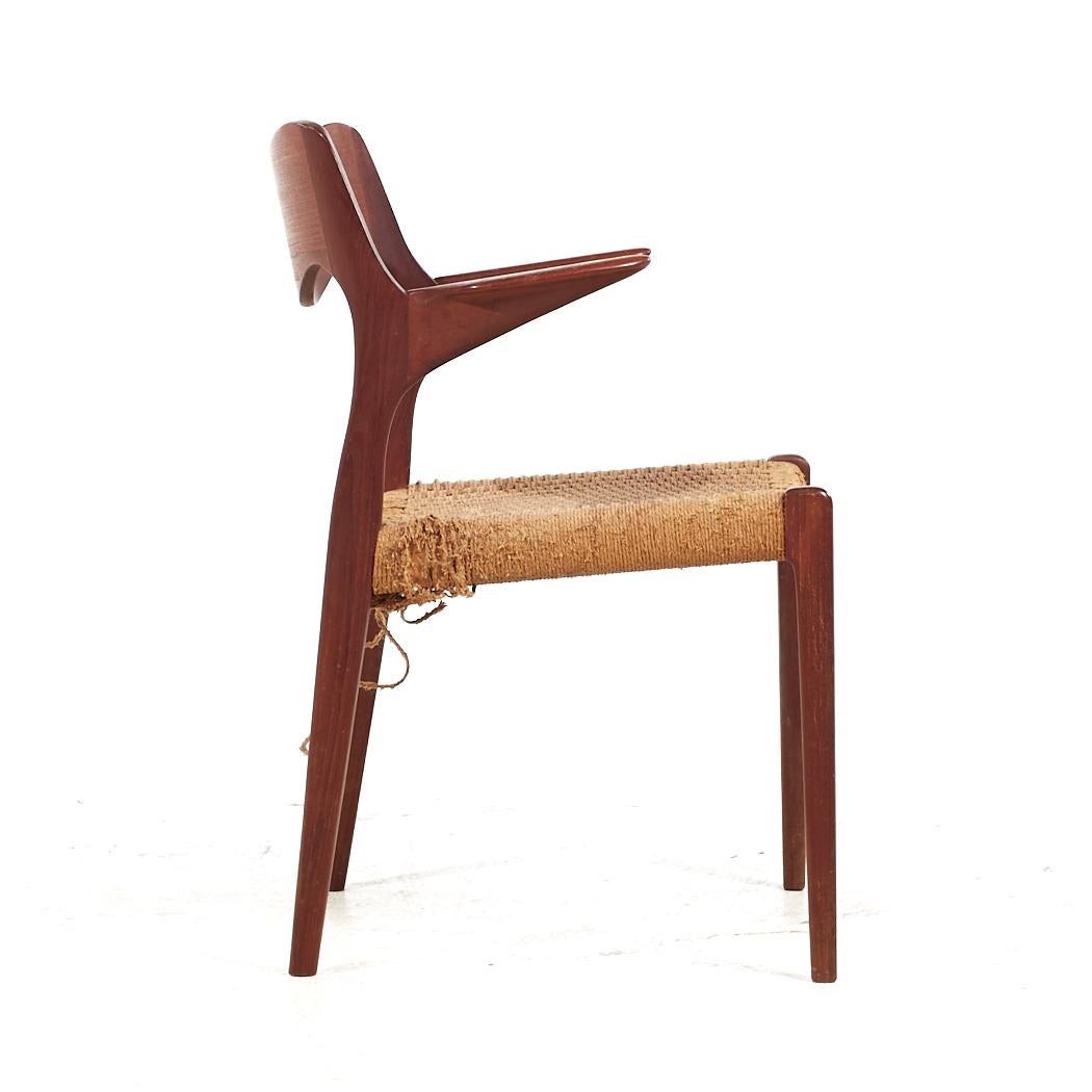Niels Moller Danish Model 55 and Model 71 MCM Teak Dining Chairs - Set of 6 For Sale 7