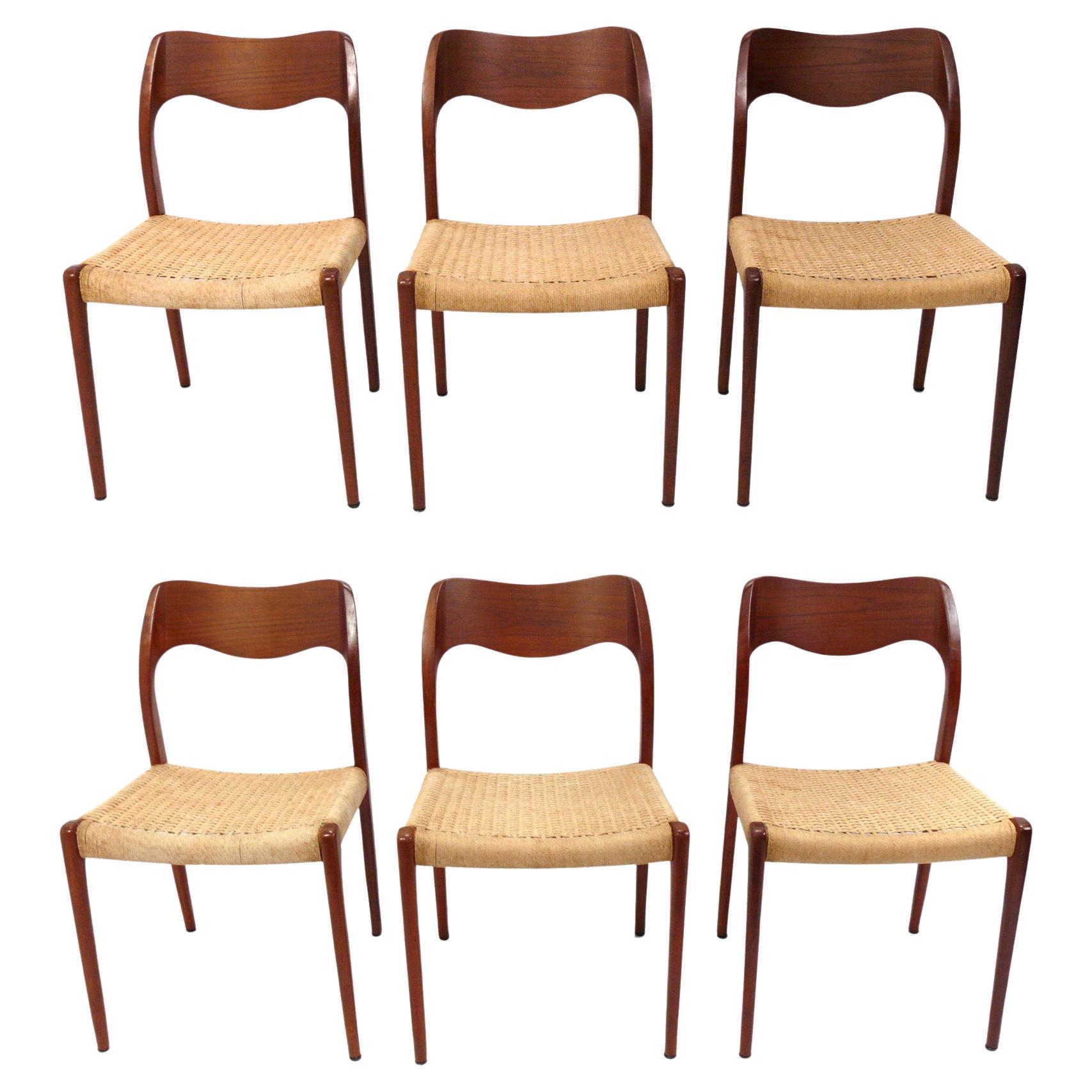 Niels Moller, Moderne dänische Esszimmerstühle aus Teakholz und Papierkordel, Modell 71, Sechser-Set