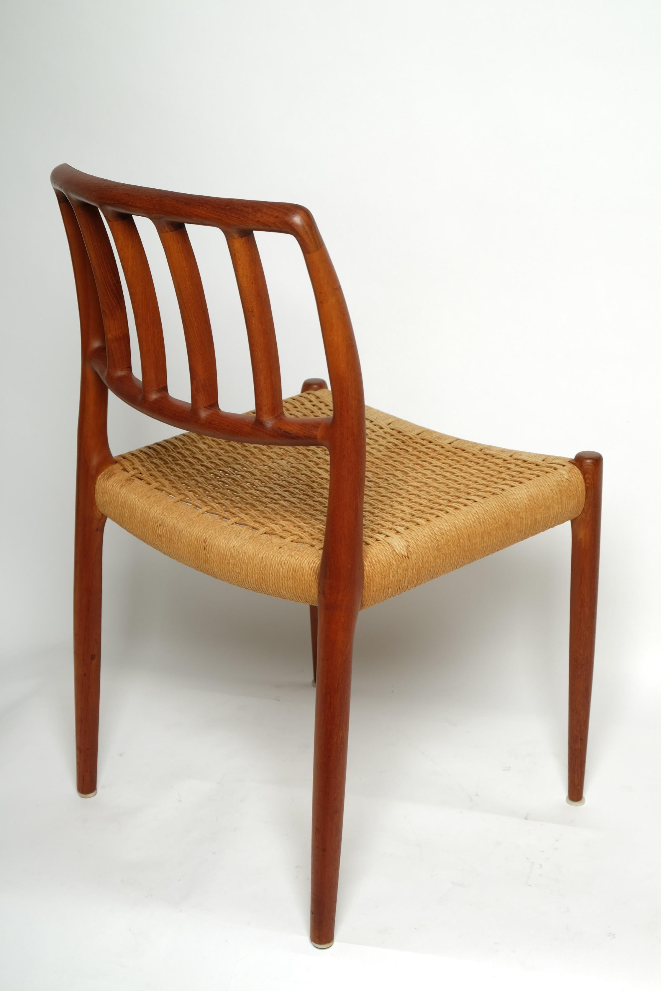 Sedia da pranzo Niels Otto Möller Modello 83 Teak Papercord, Danimarca anni '70 3