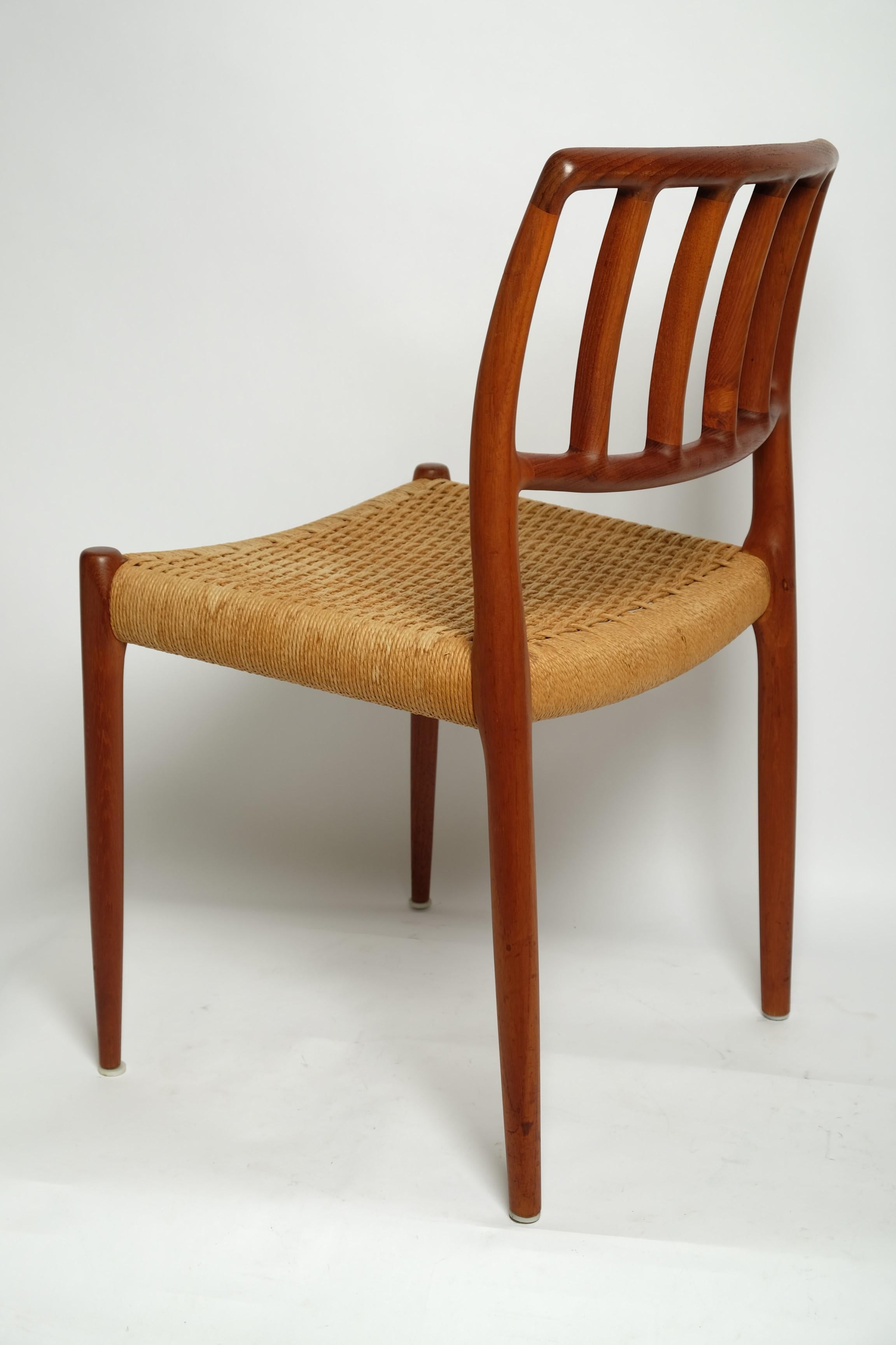 Corda di carta Sedia da pranzo Niels Otto Möller Modello 83 Teak Papercord, Danimarca anni '70