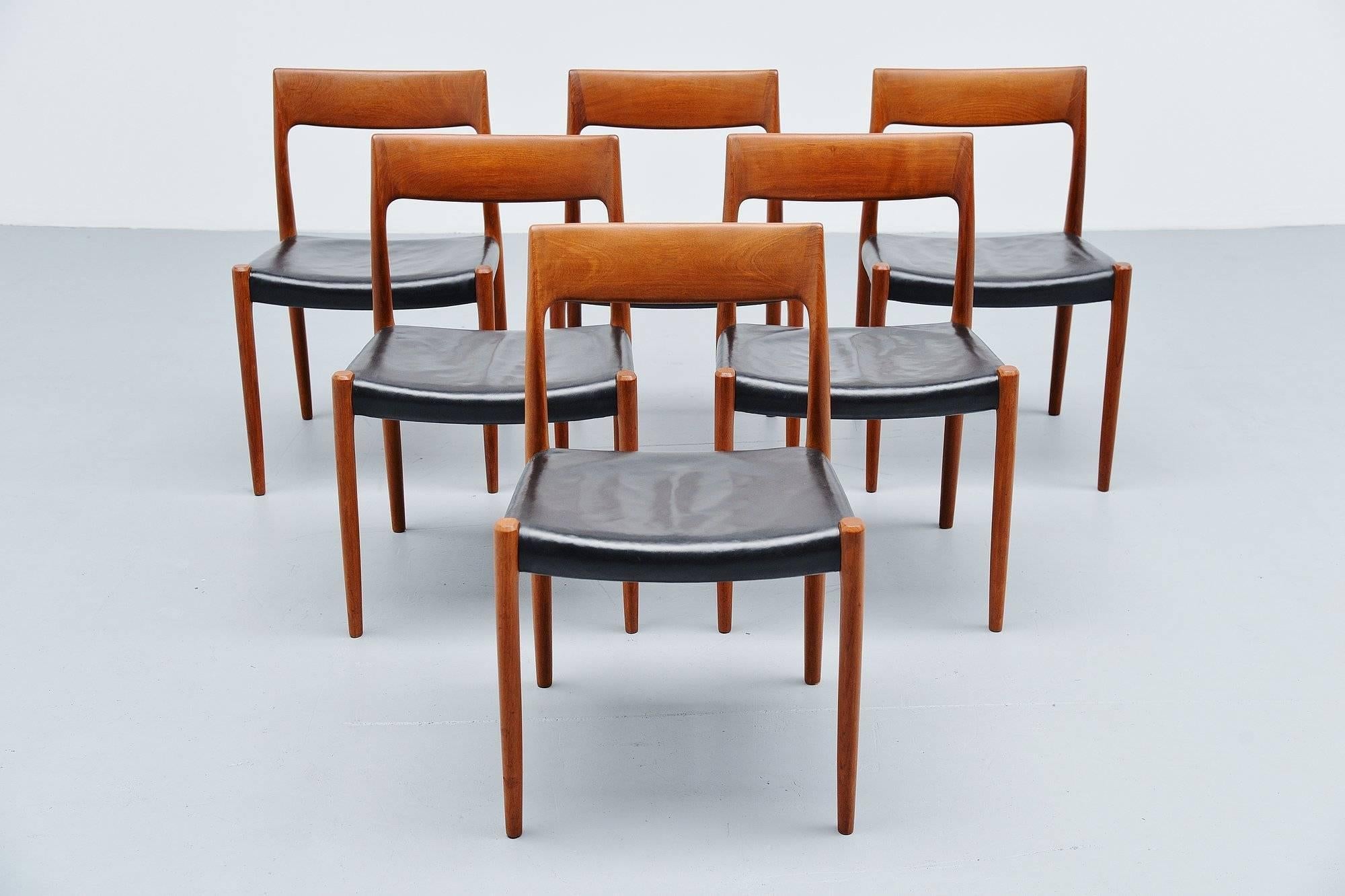 Niels Moller Dining Chairs Model 77 in Teak, Denmark, 1959 In Good Condition In Roosendaal, Noord Brabant