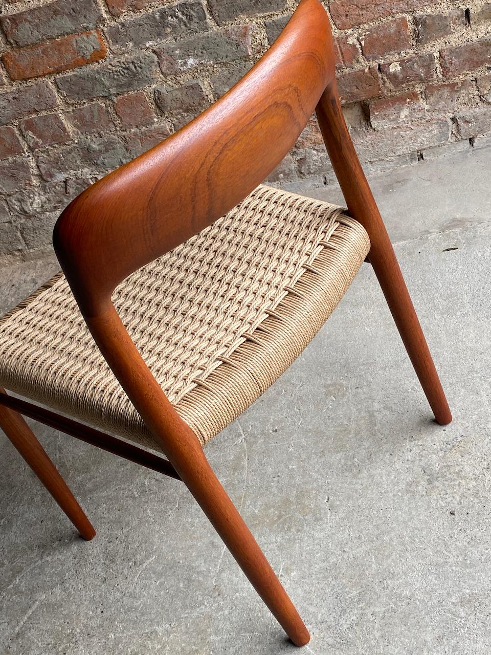 Niels Moller Dining Table and Model 56 & Model 75 Teak Dining Chairs, 1960 3