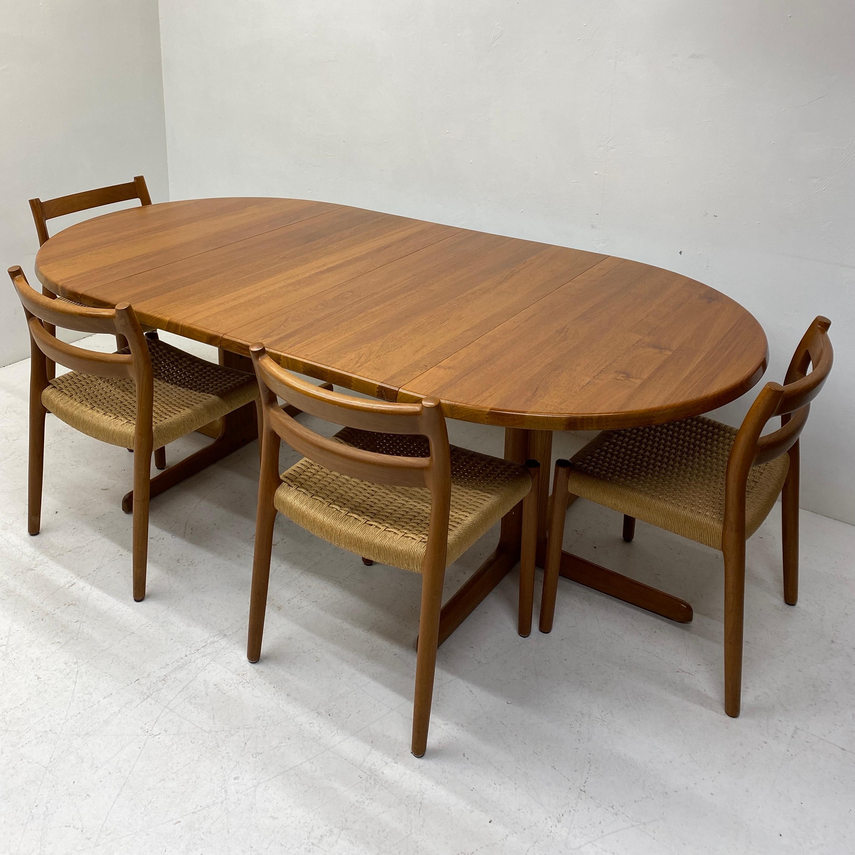 Niels Moller Dining Table Extendable 3